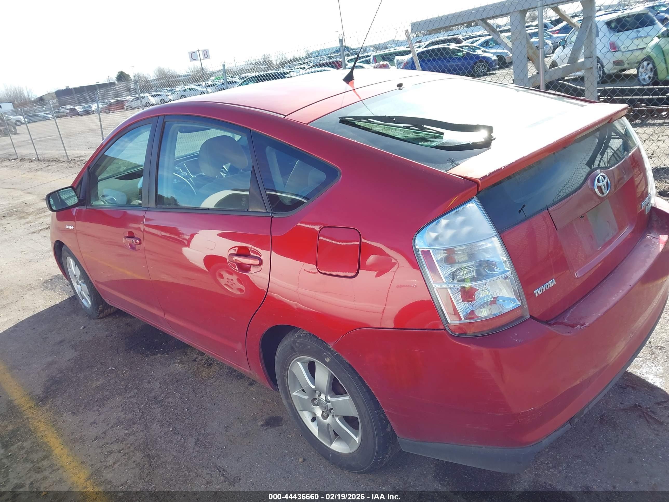 TOYOTA PRIUS image 3