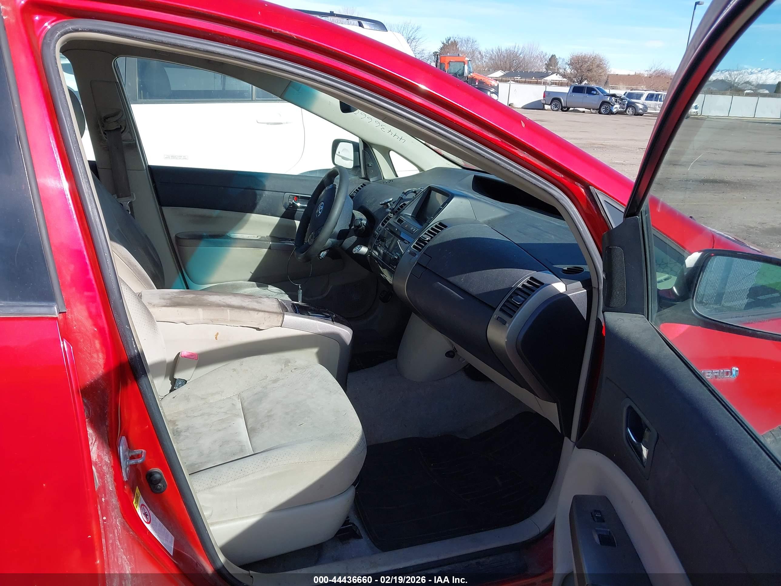 TOYOTA PRIUS image 5