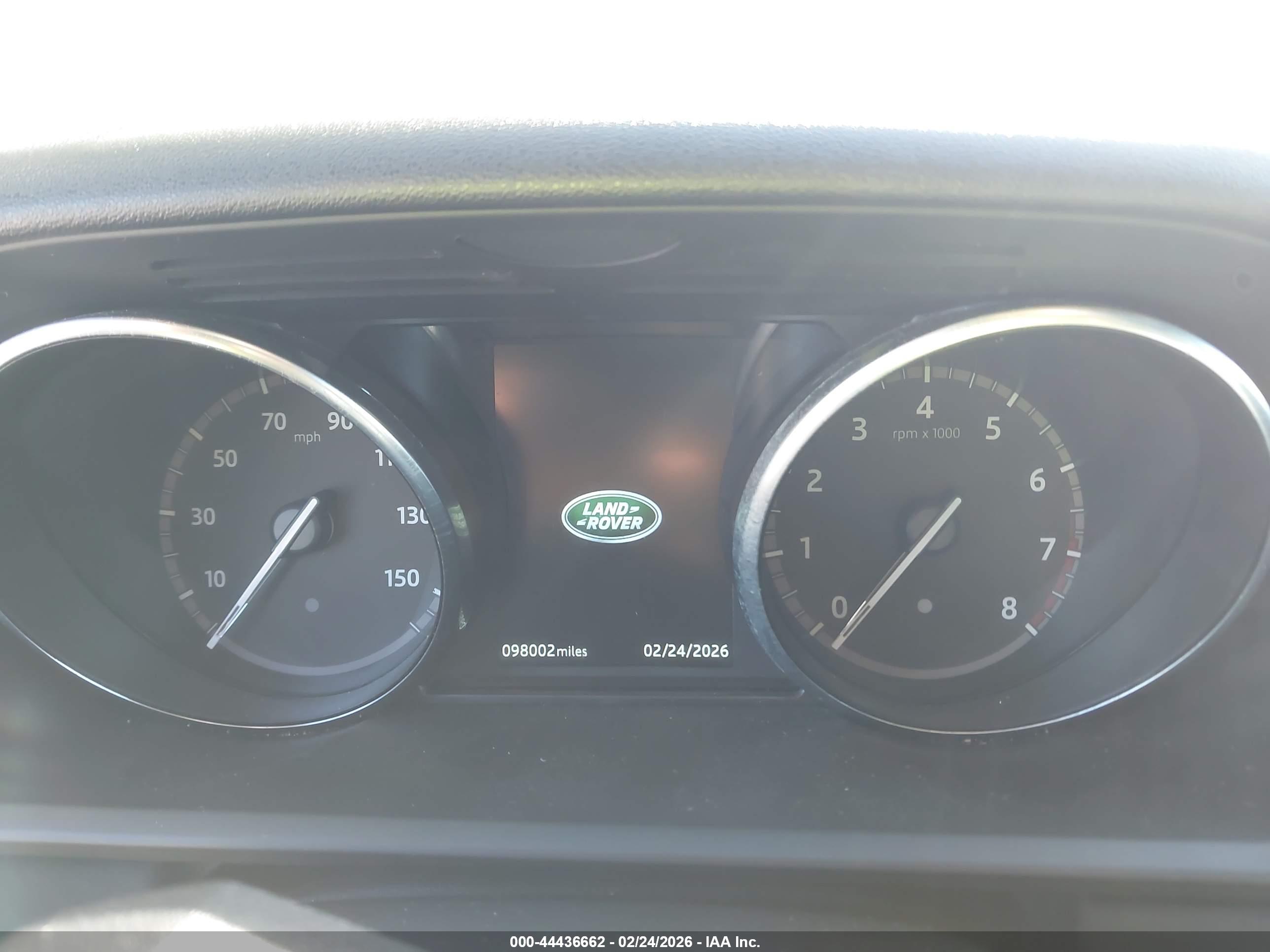 LAND ROVER image 7