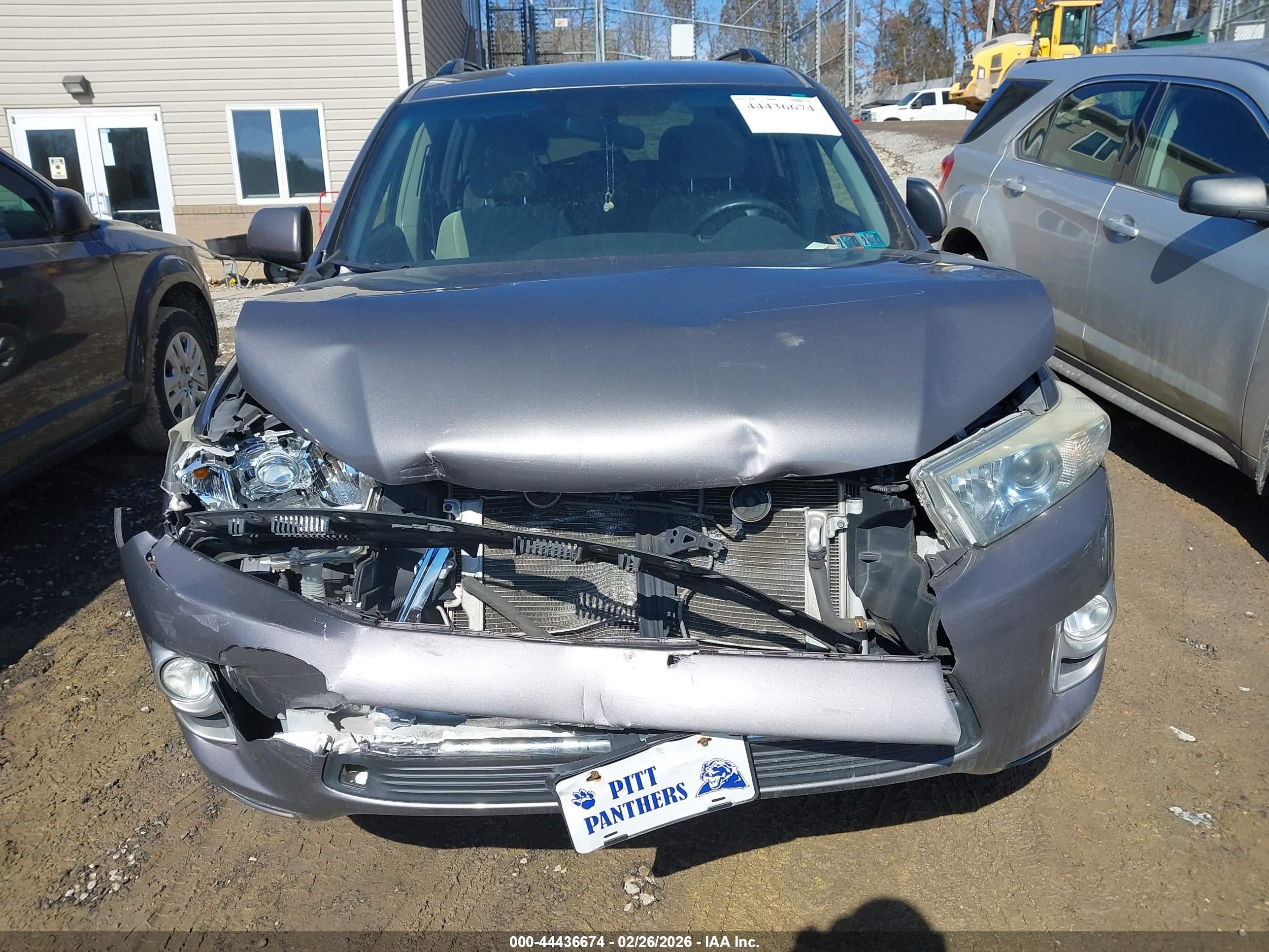 TOYOTA HIGHLANDER image 6
