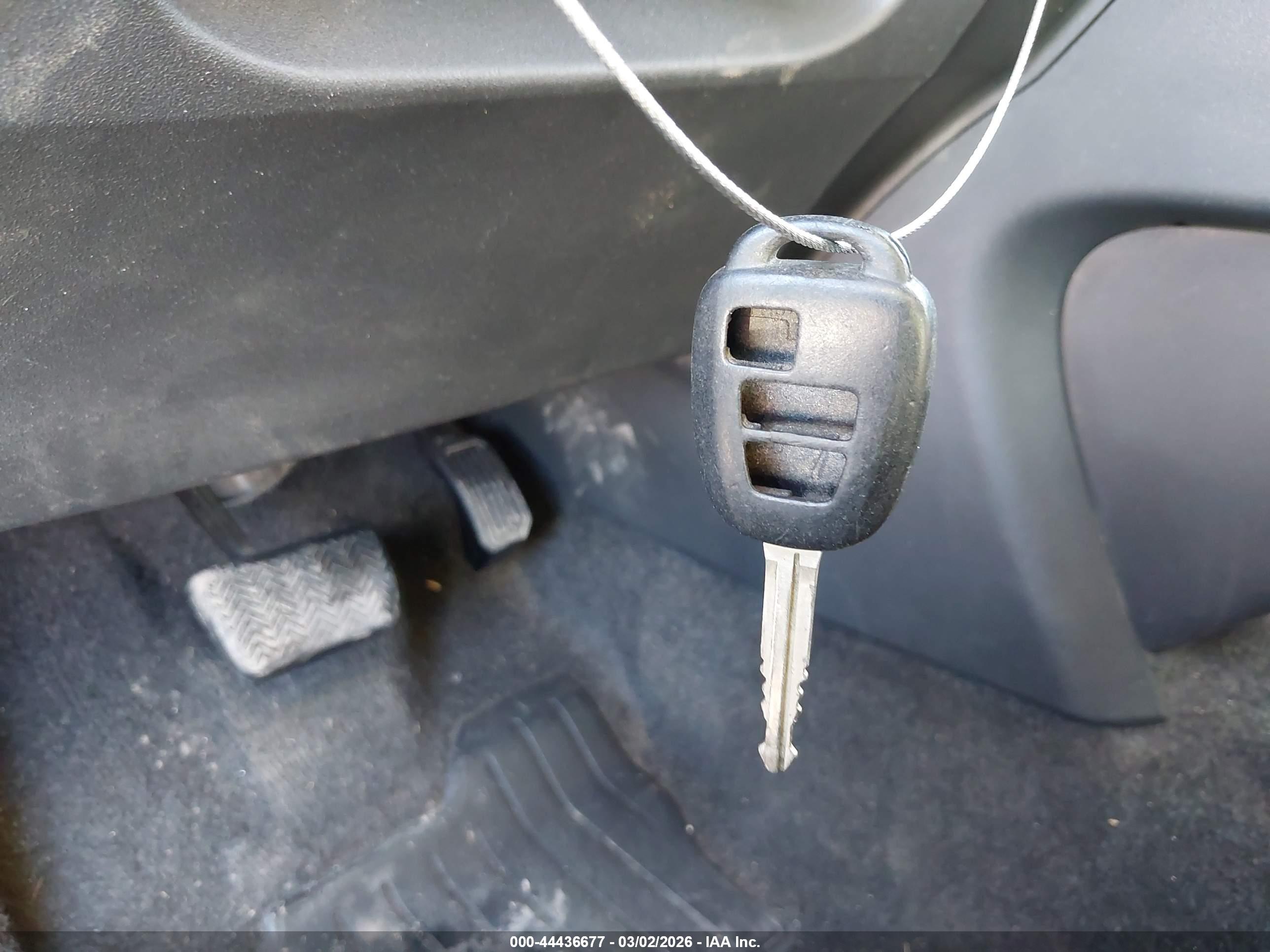 SCION XB image 11