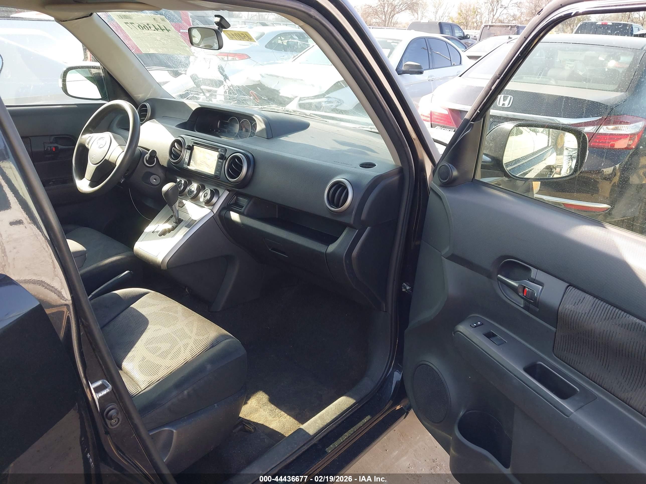 SCION XB image 5