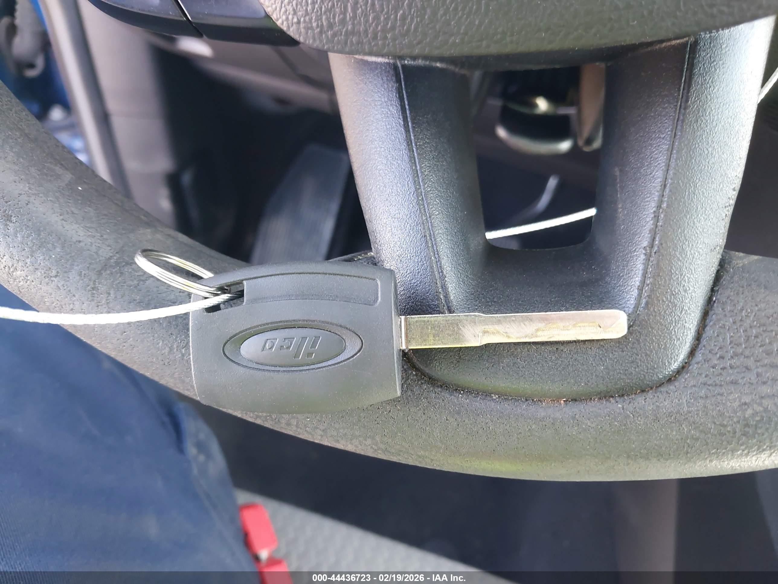 FORD ESCAPE image 11