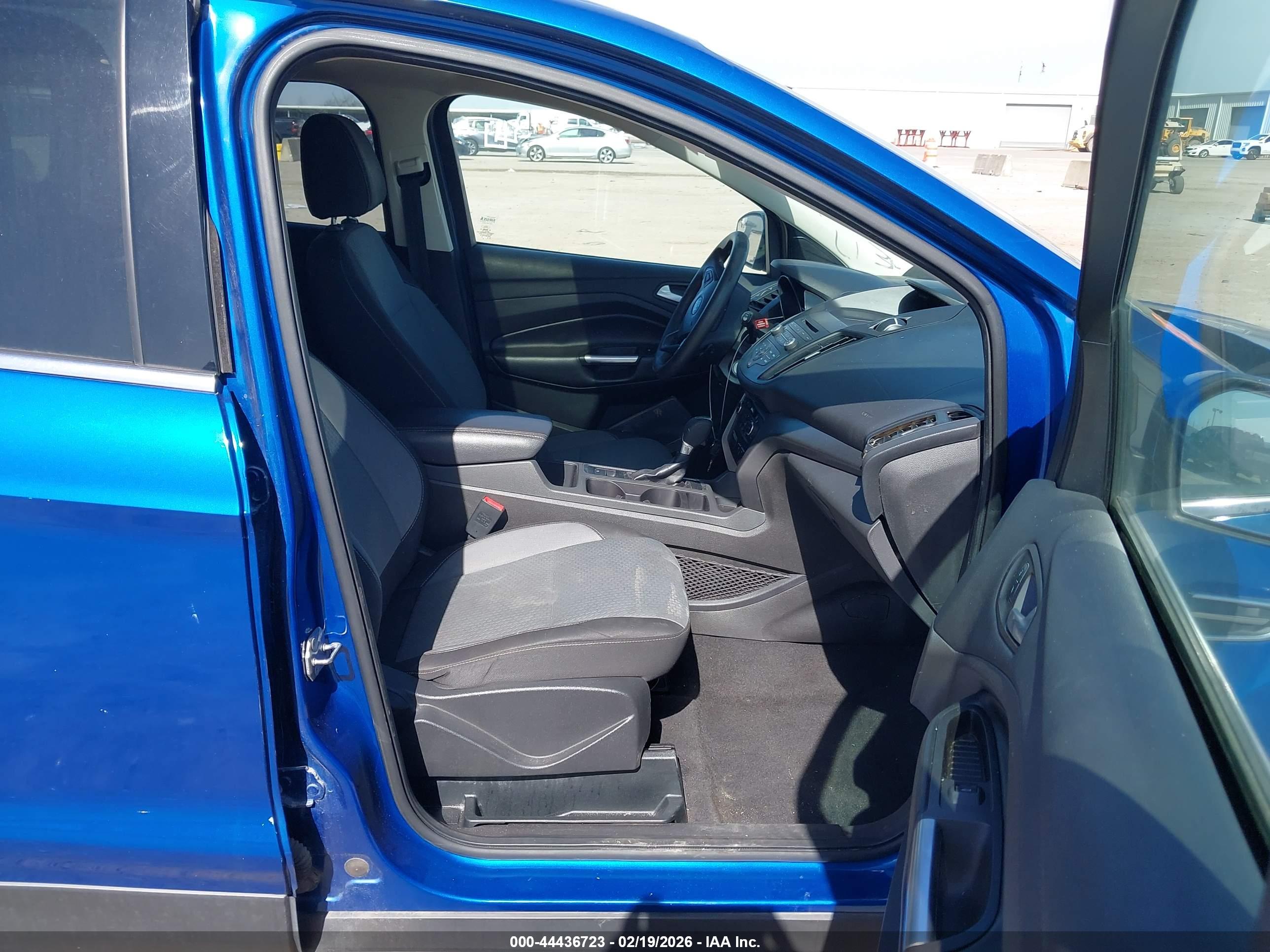 FORD ESCAPE image 5