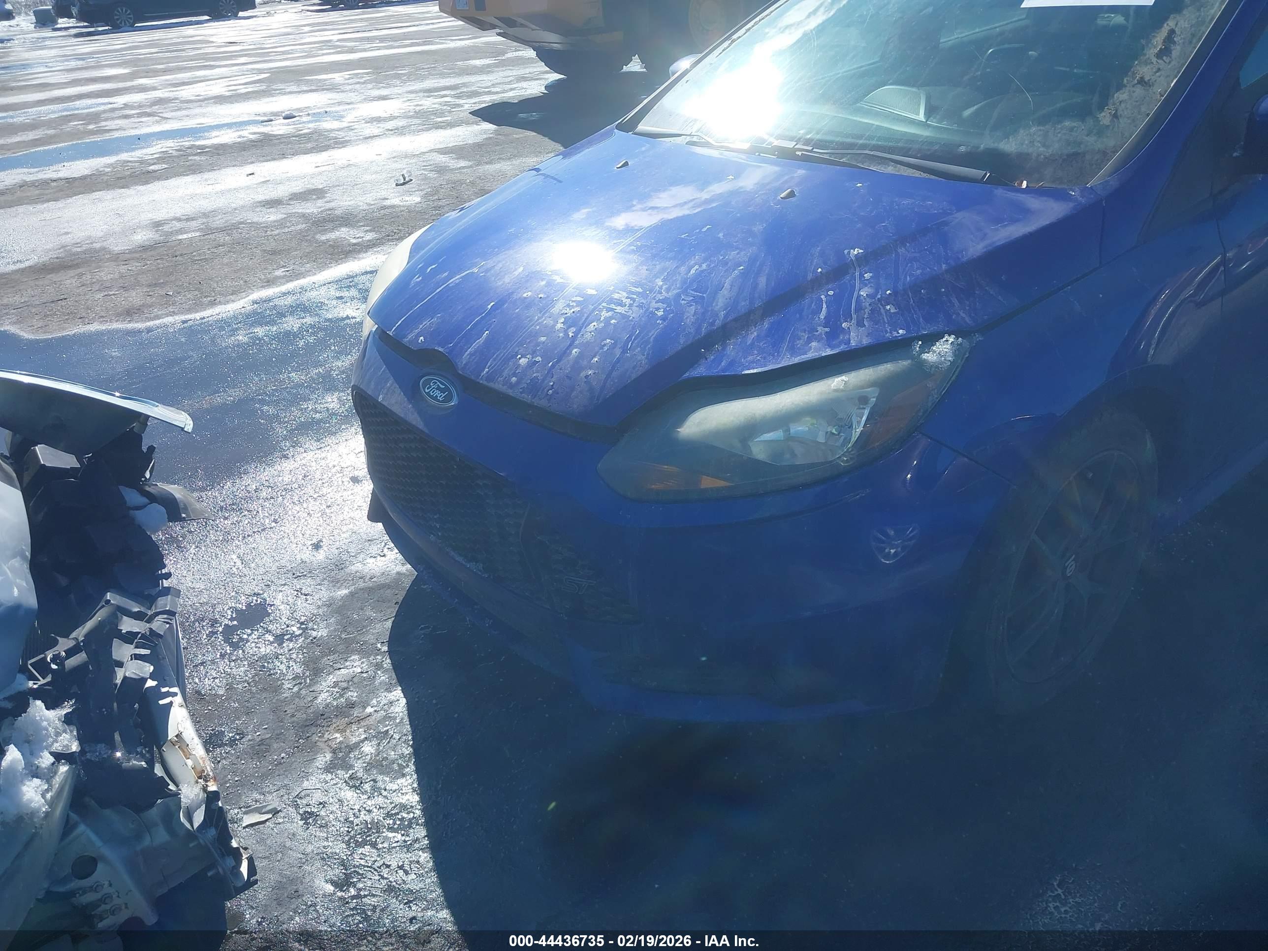 FORD FOCUS image 6