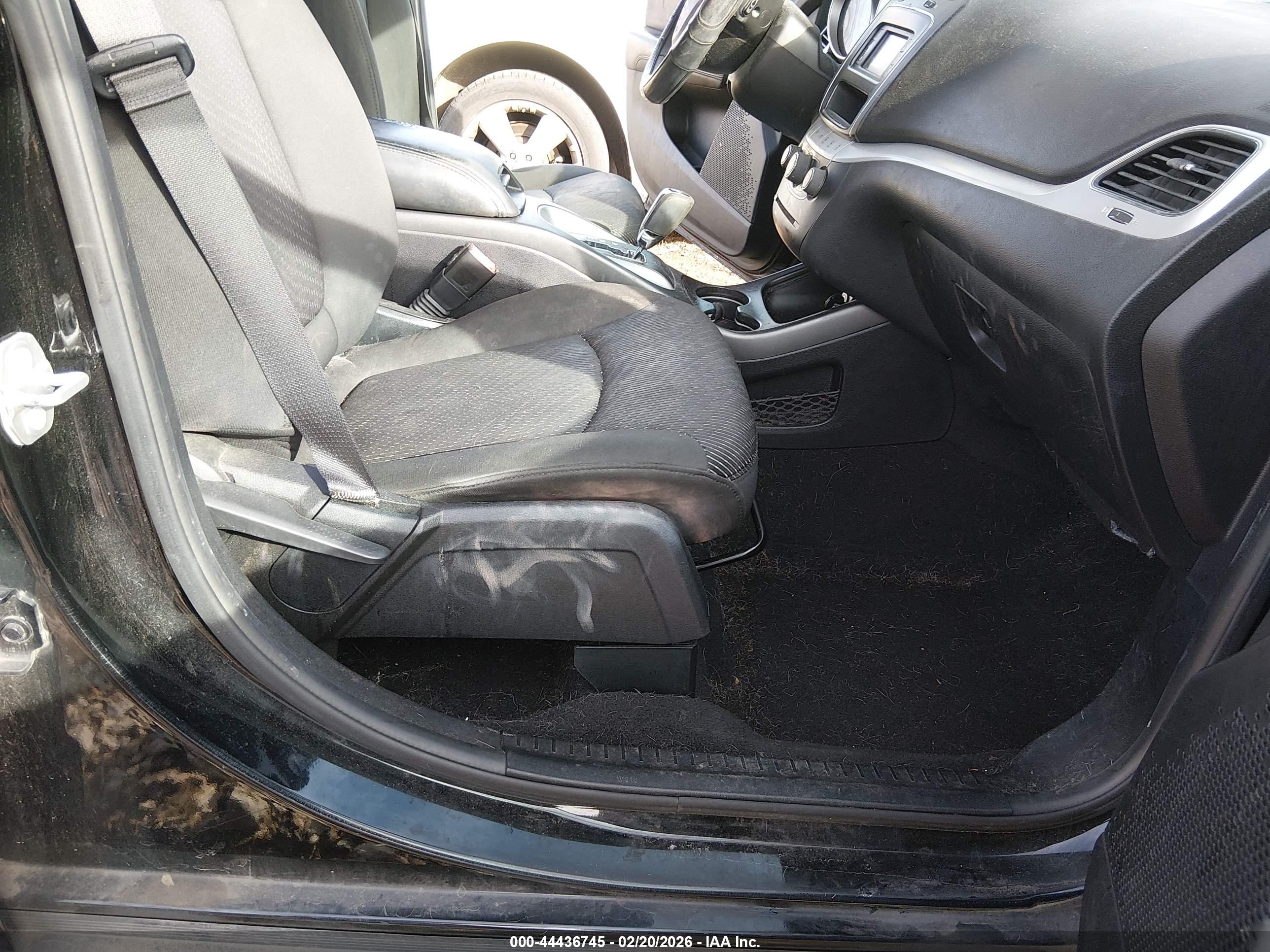 DODGE JOURNEY image 5