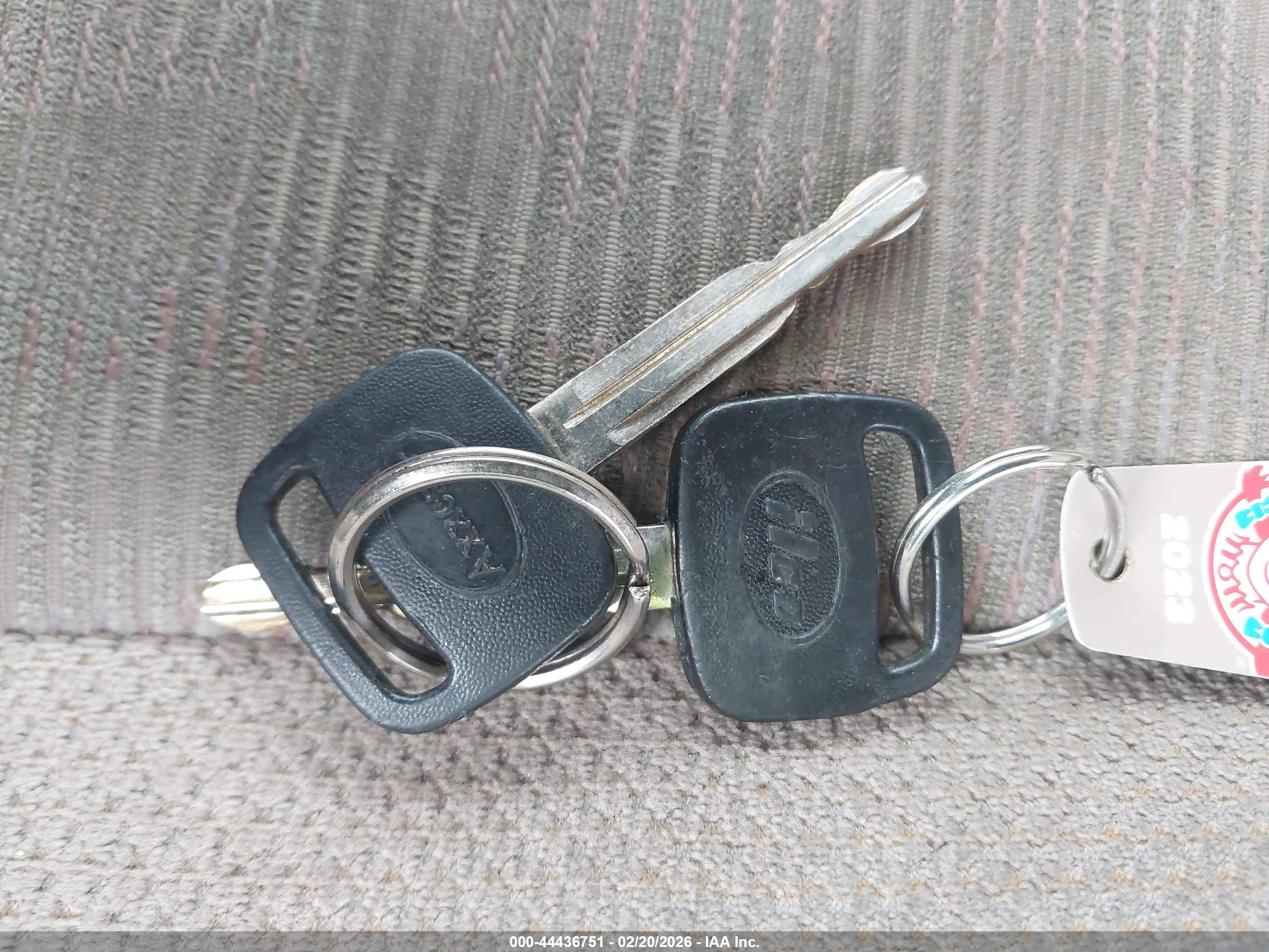 TOYOTA 4RUNNER image 11