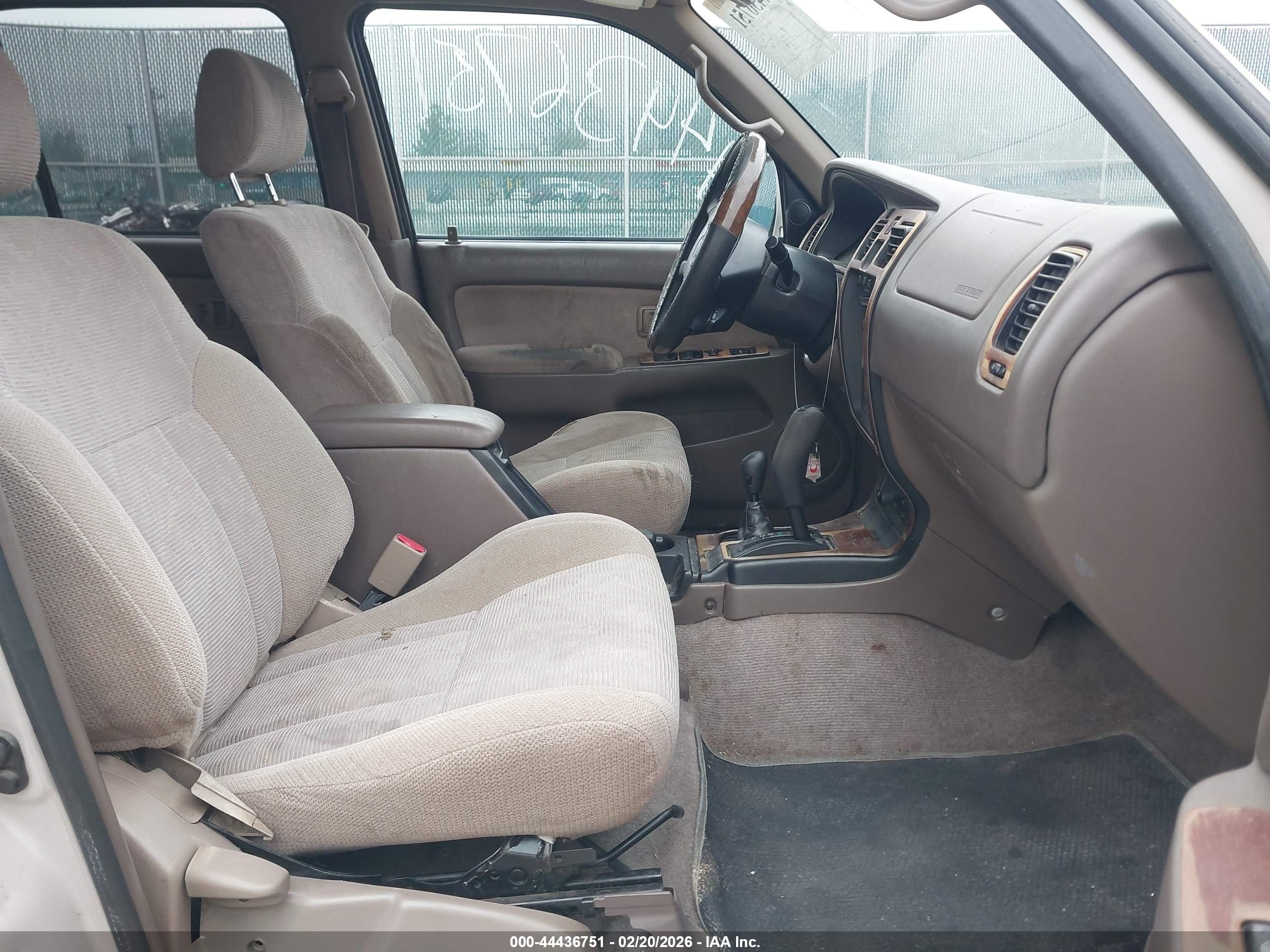 TOYOTA 4RUNNER image 5