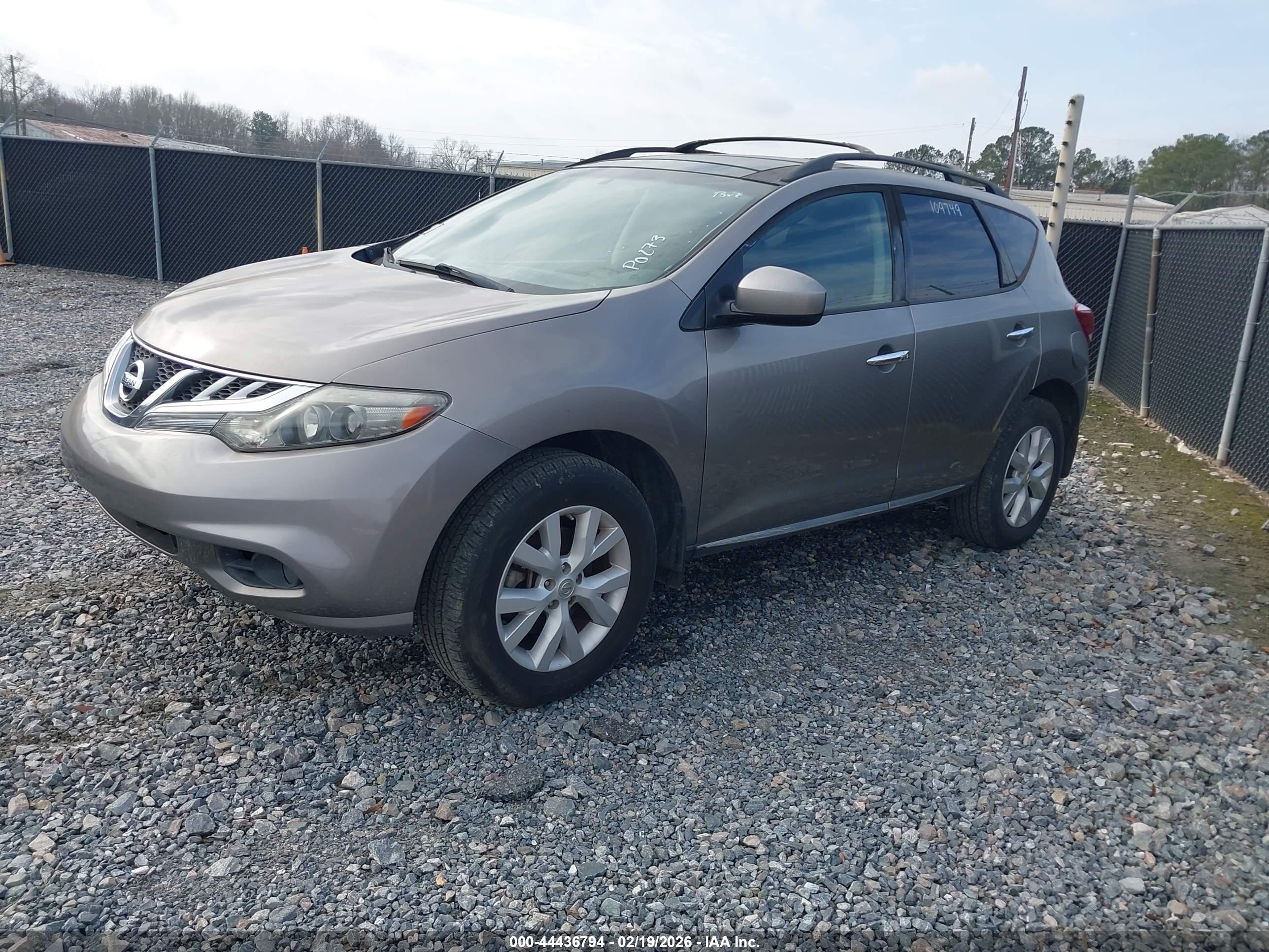 NISSAN MURANO image 2