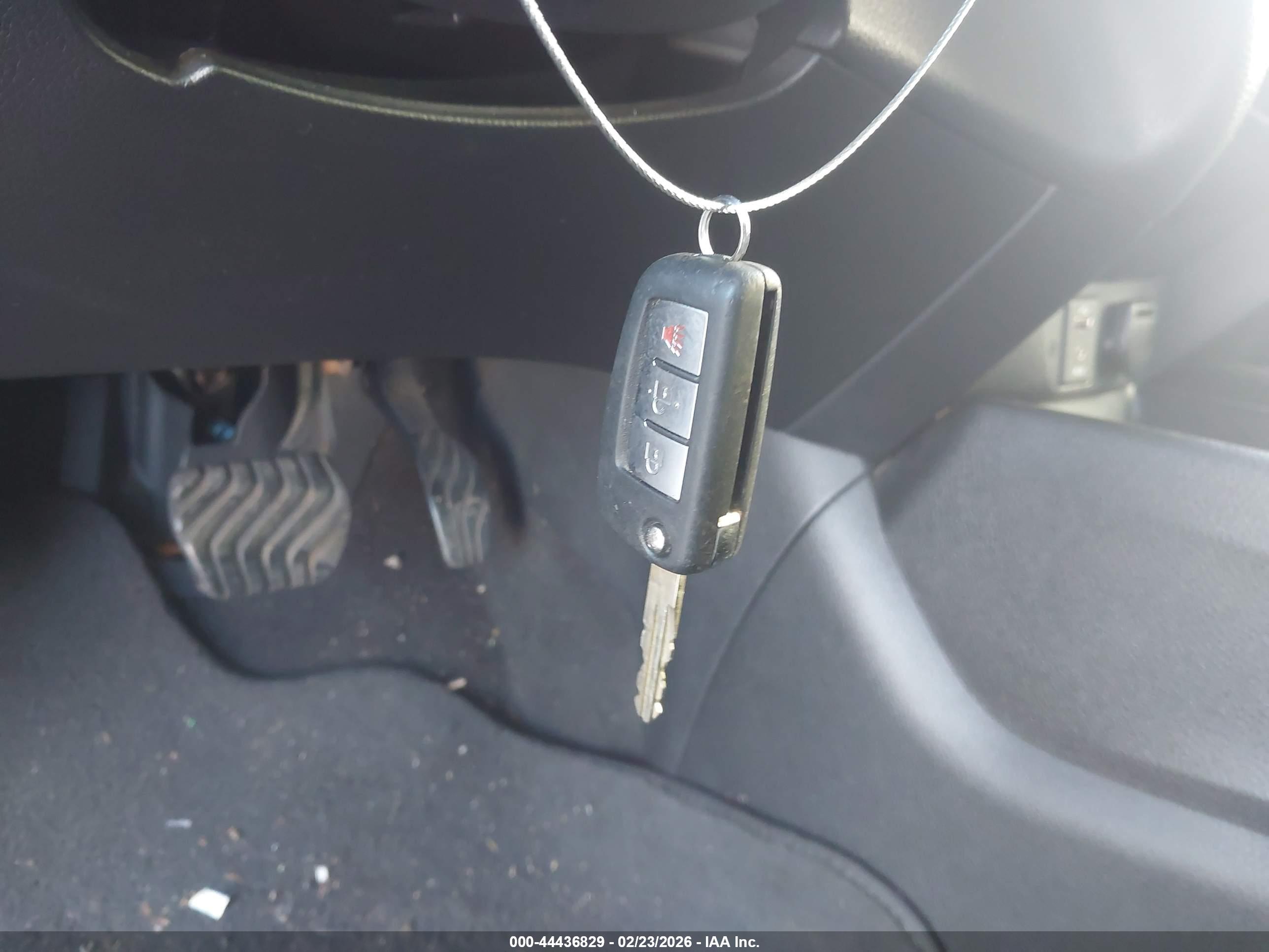 NISSAN ROGUE image 11