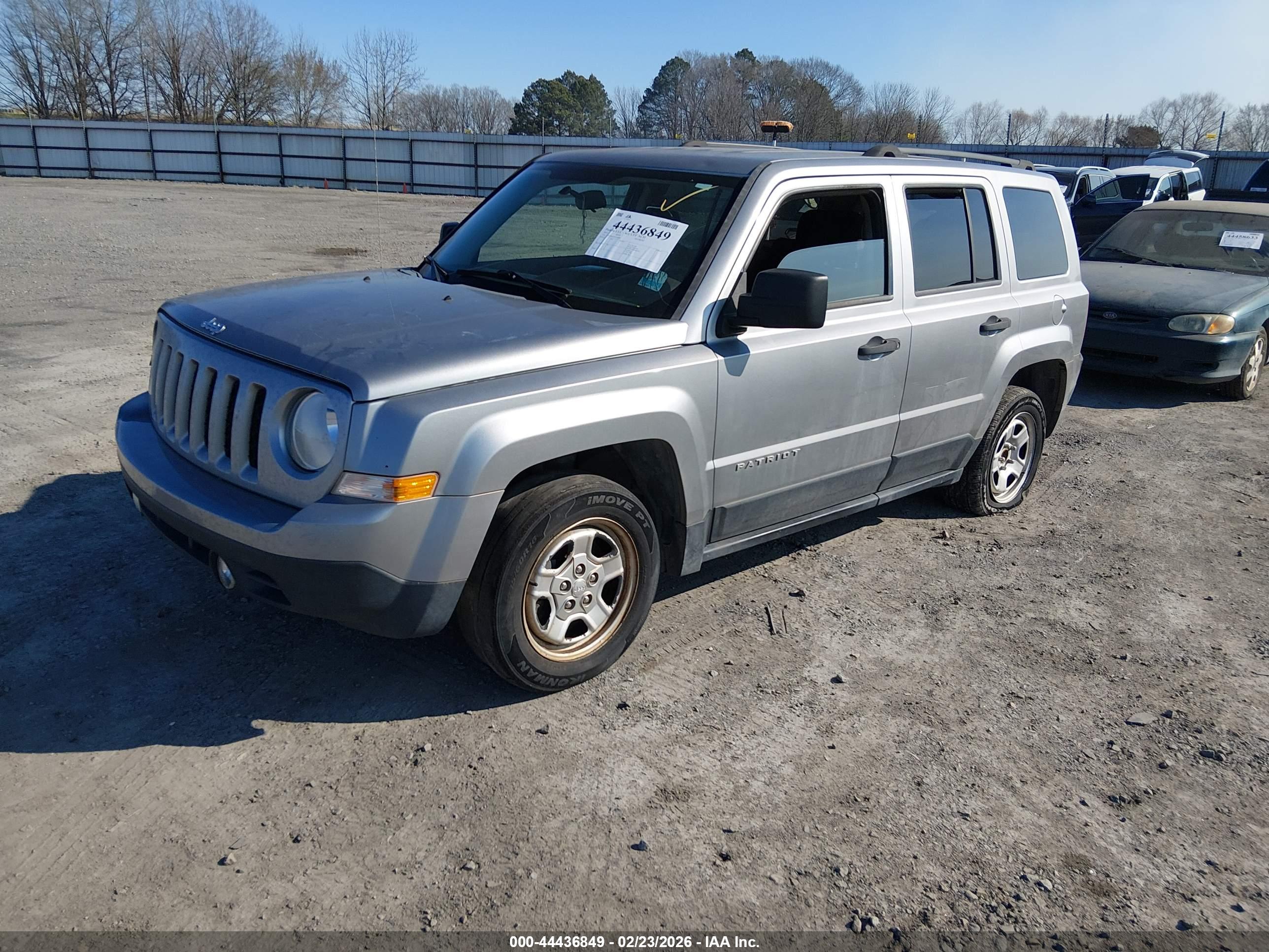 JEEP PATRIOT image 2