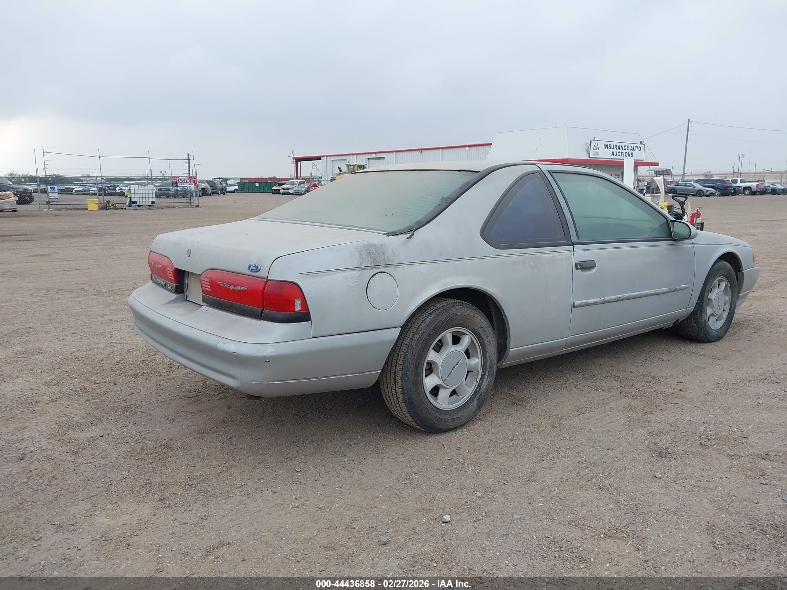 FORD THUNDERBIRD image 4