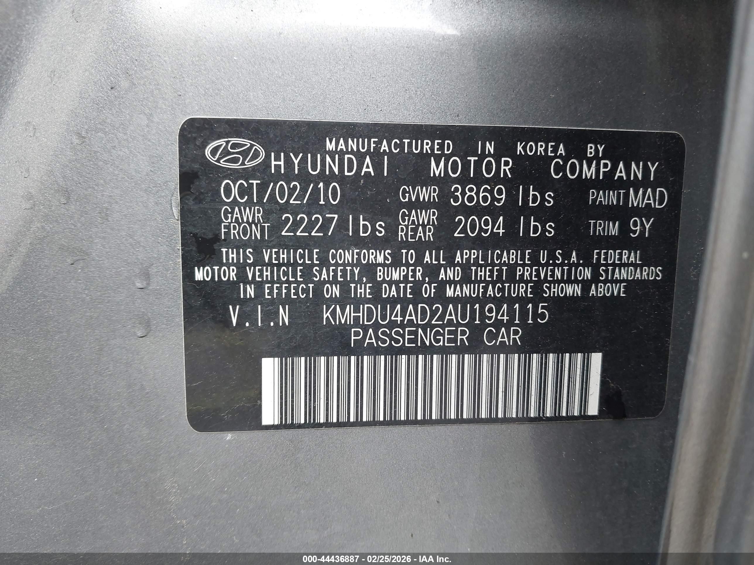 HYUNDAI ELANTRA image 9