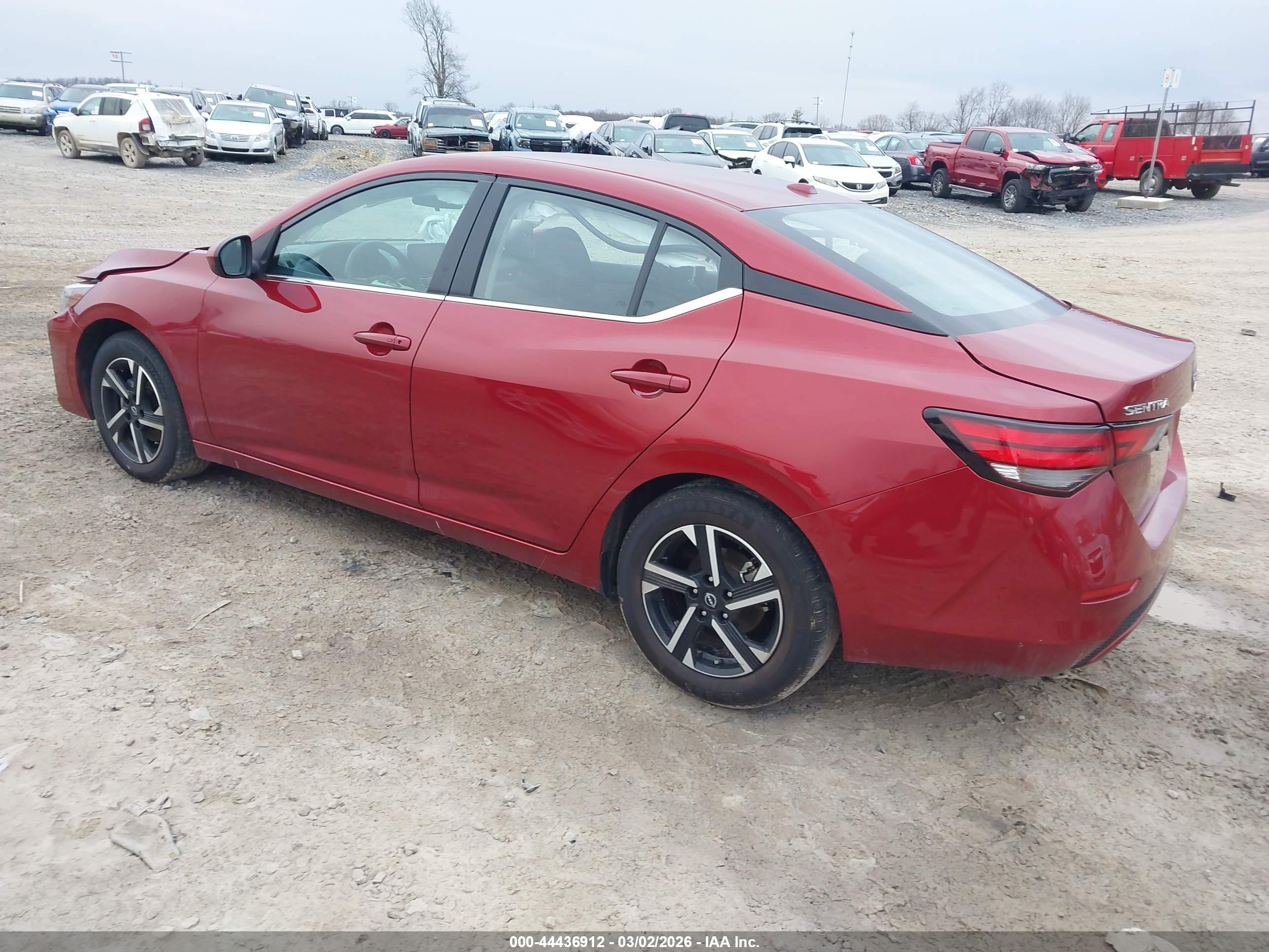 NISSAN SENTRA image 3