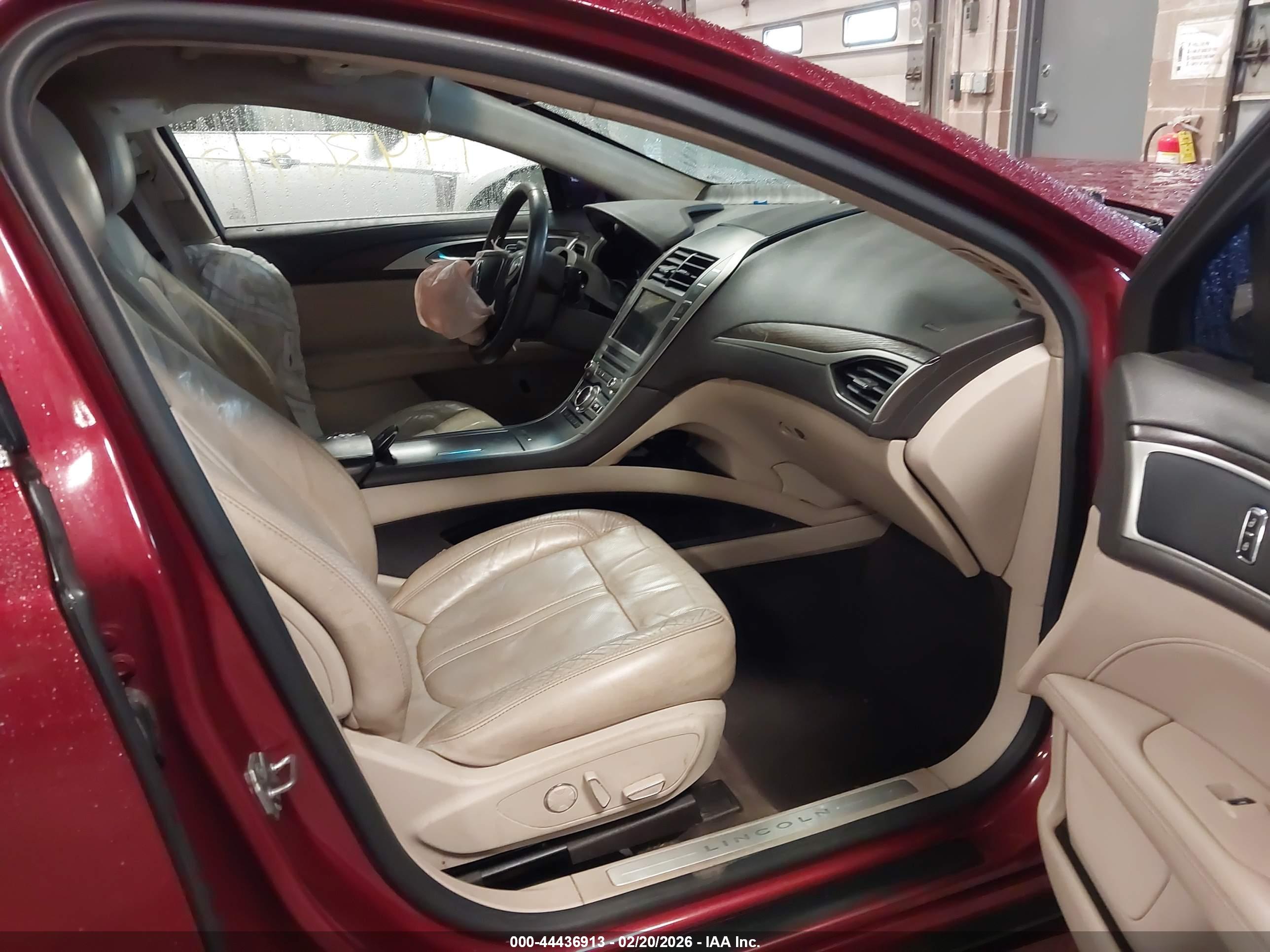 LINCOLN MKZ image 5