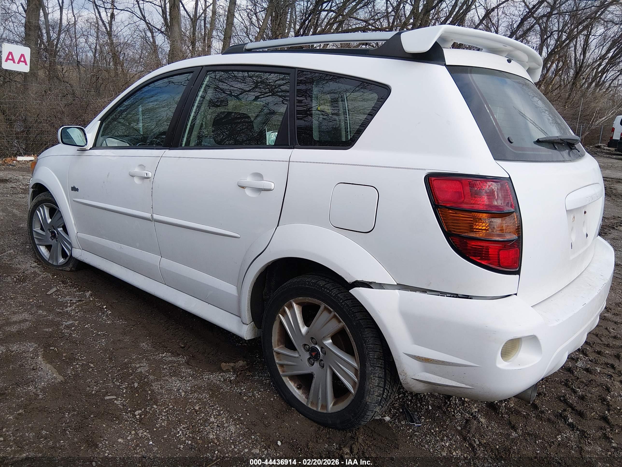 PONTIAC VIBE image 6
