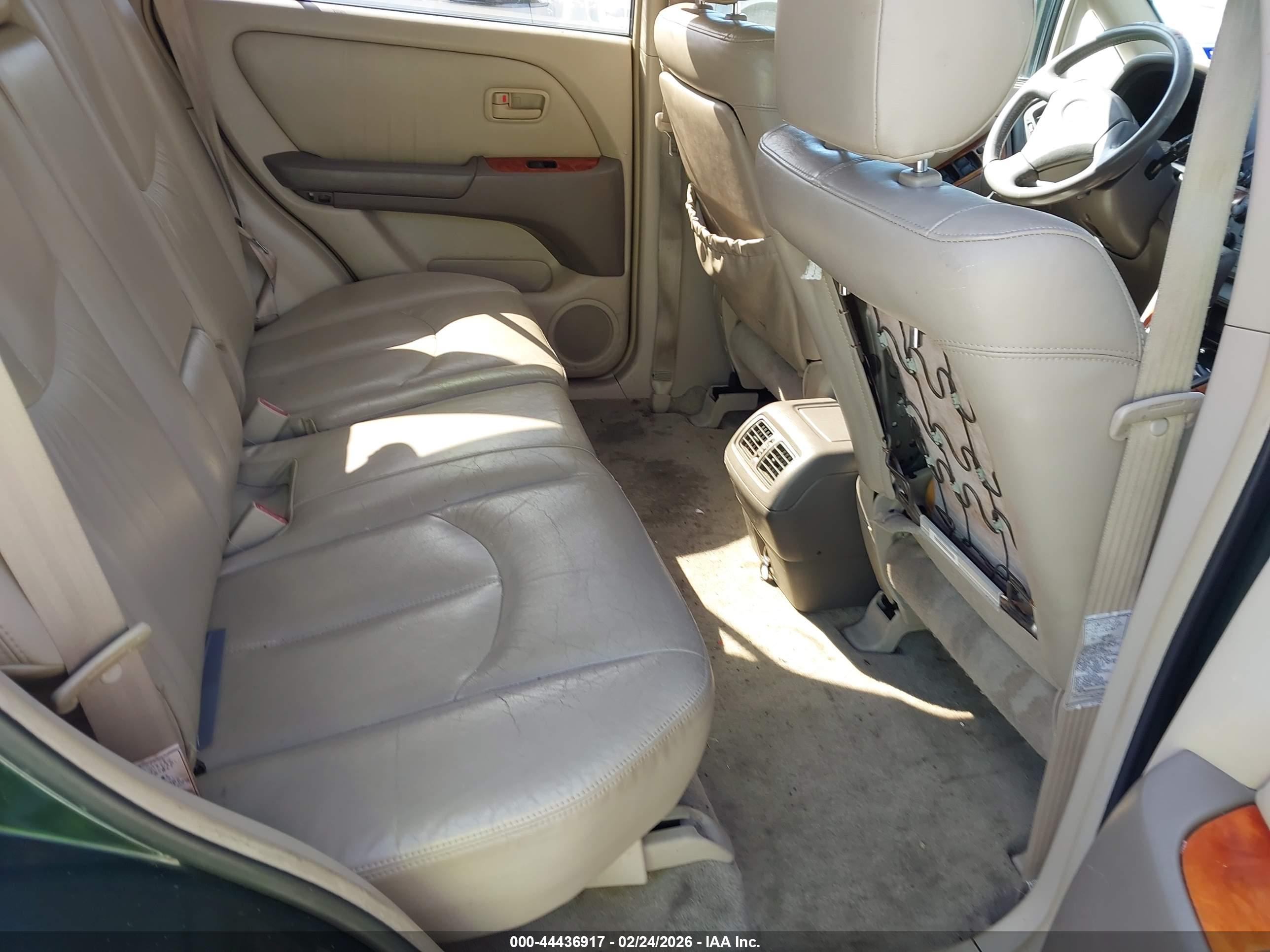 LEXUS RX image 8