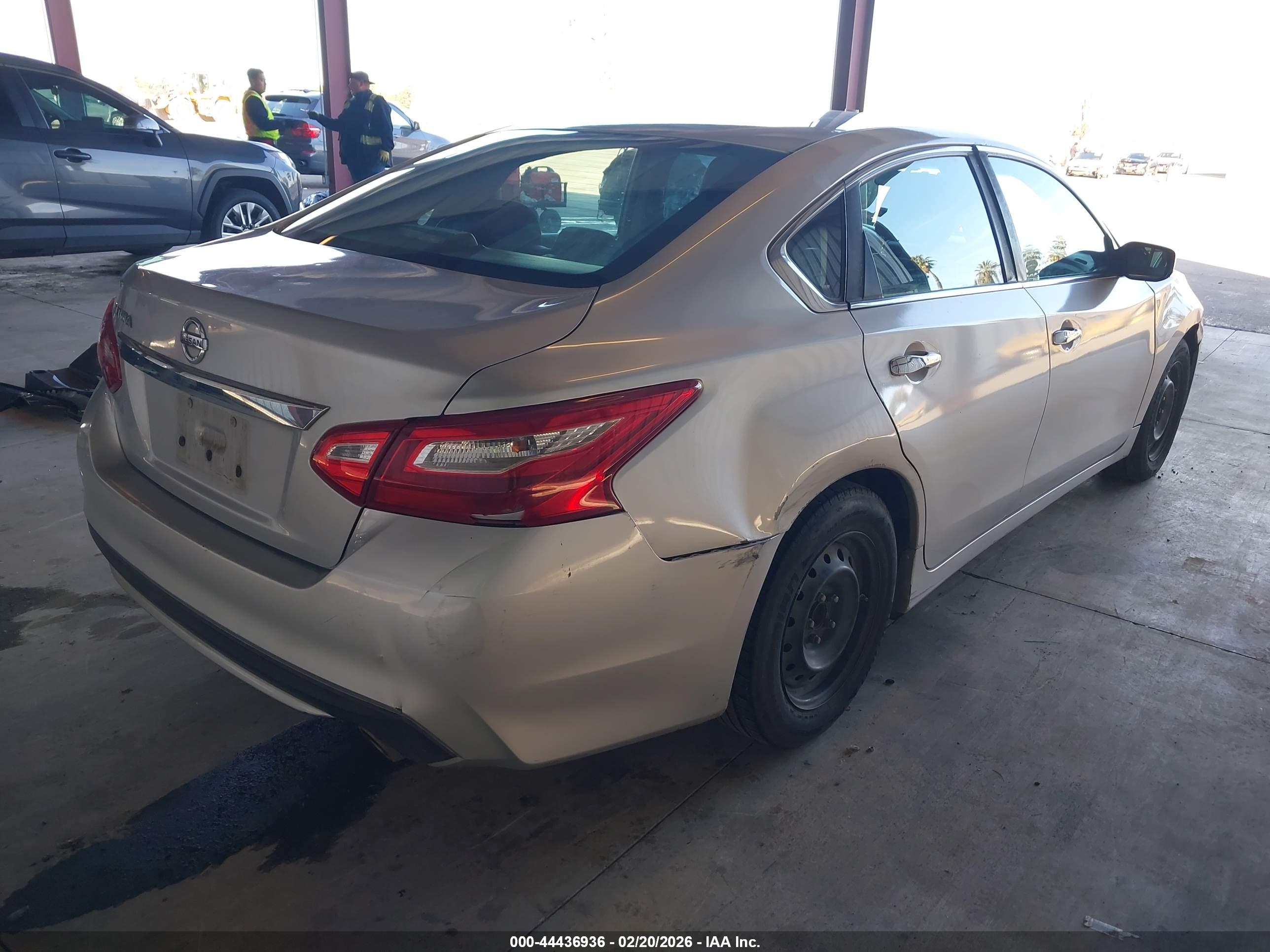 NISSAN ALTIMA image 4