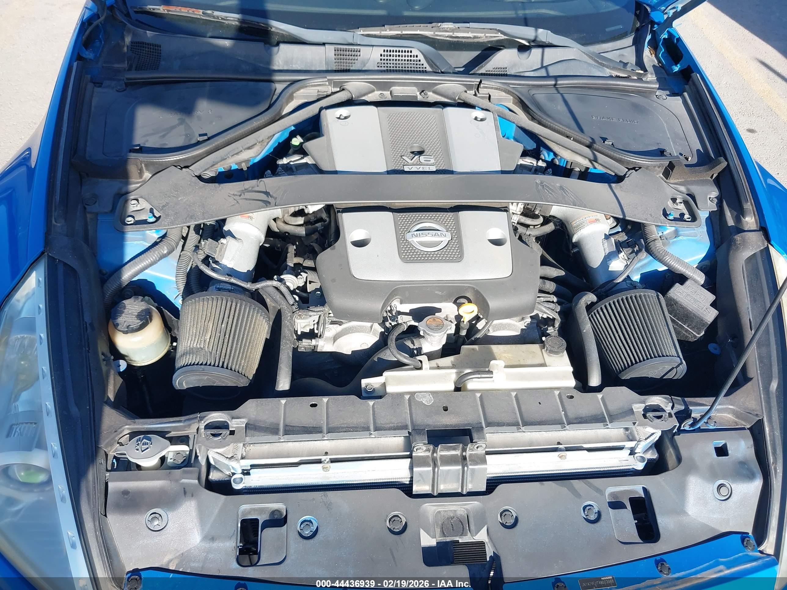 NISSAN 370Z image 10