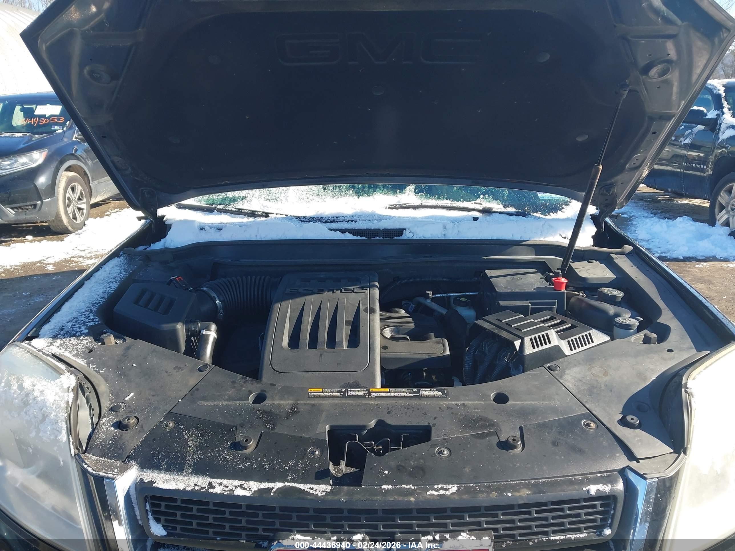 GMC TERRAIN image 10