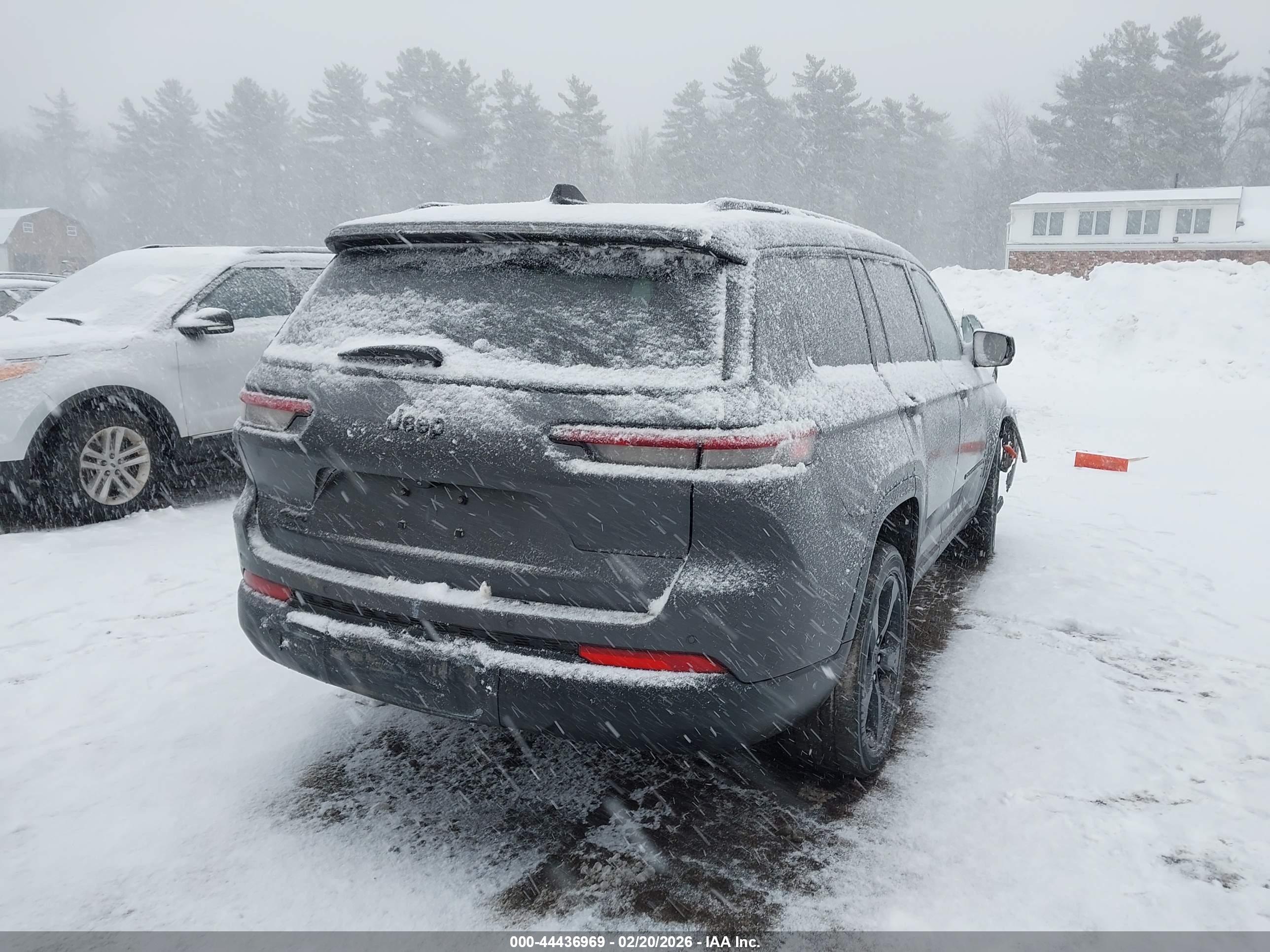 JEEP GRAND image 4