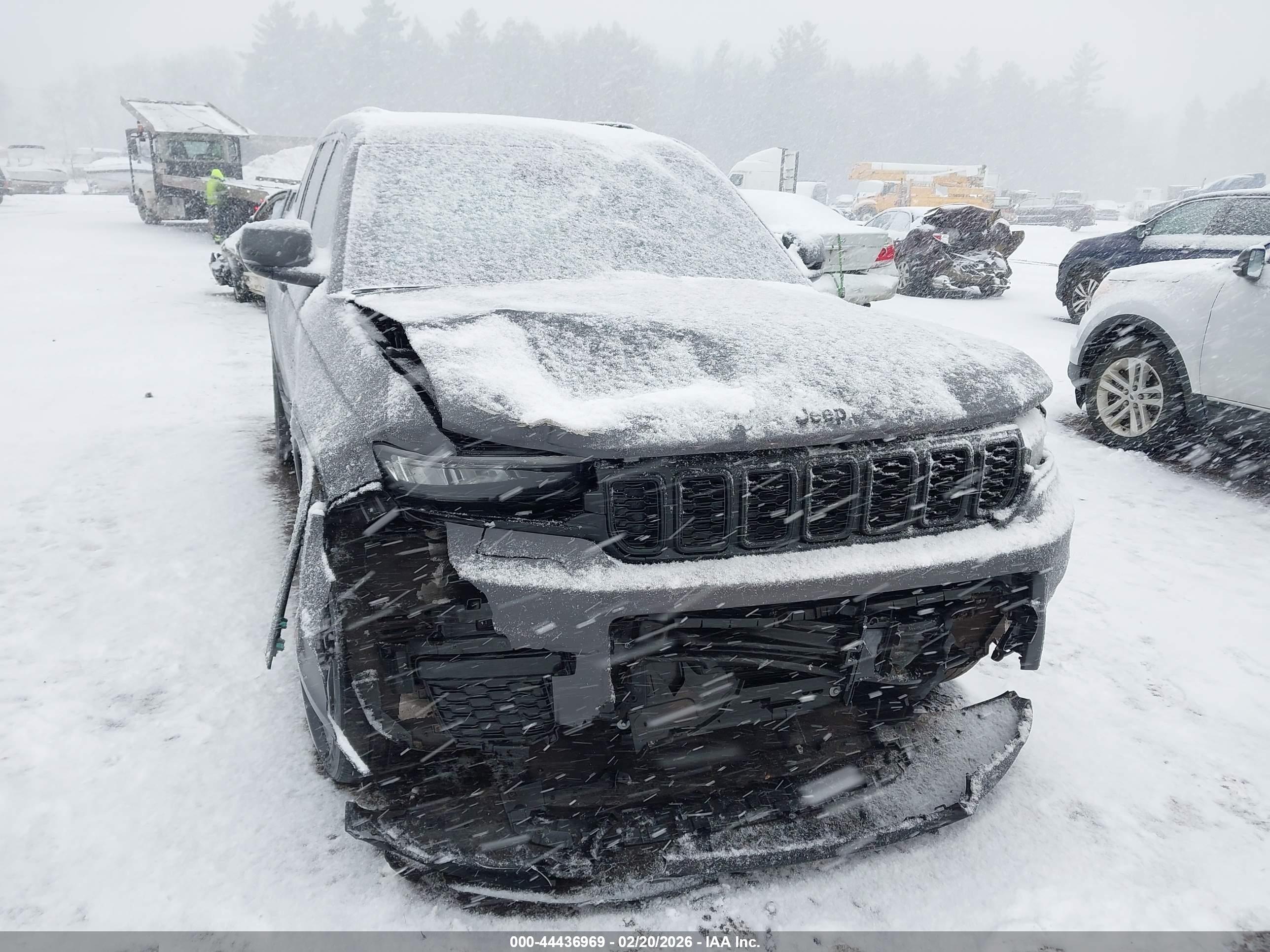 JEEP GRAND image 6