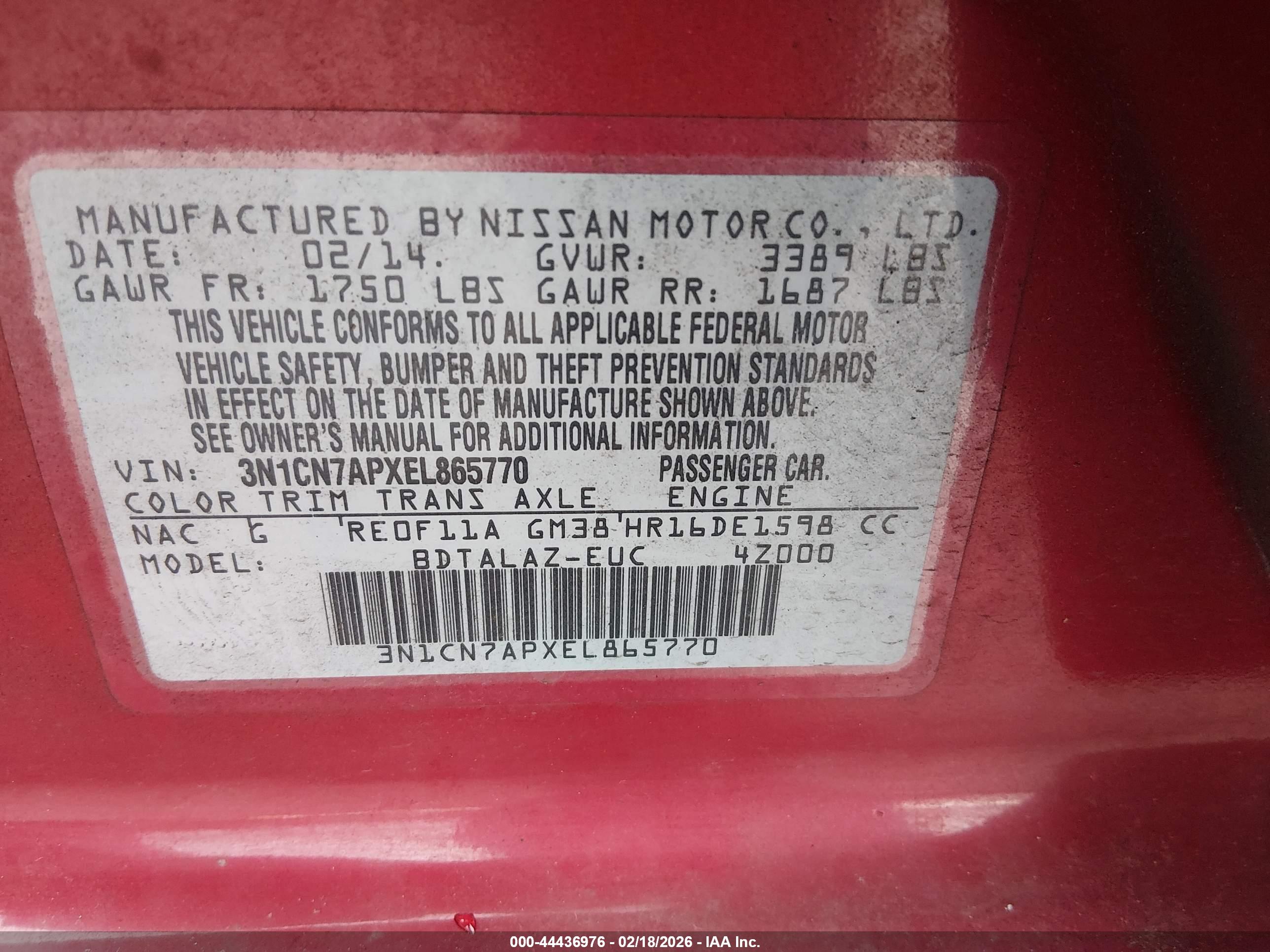 NISSAN VERSA image 9