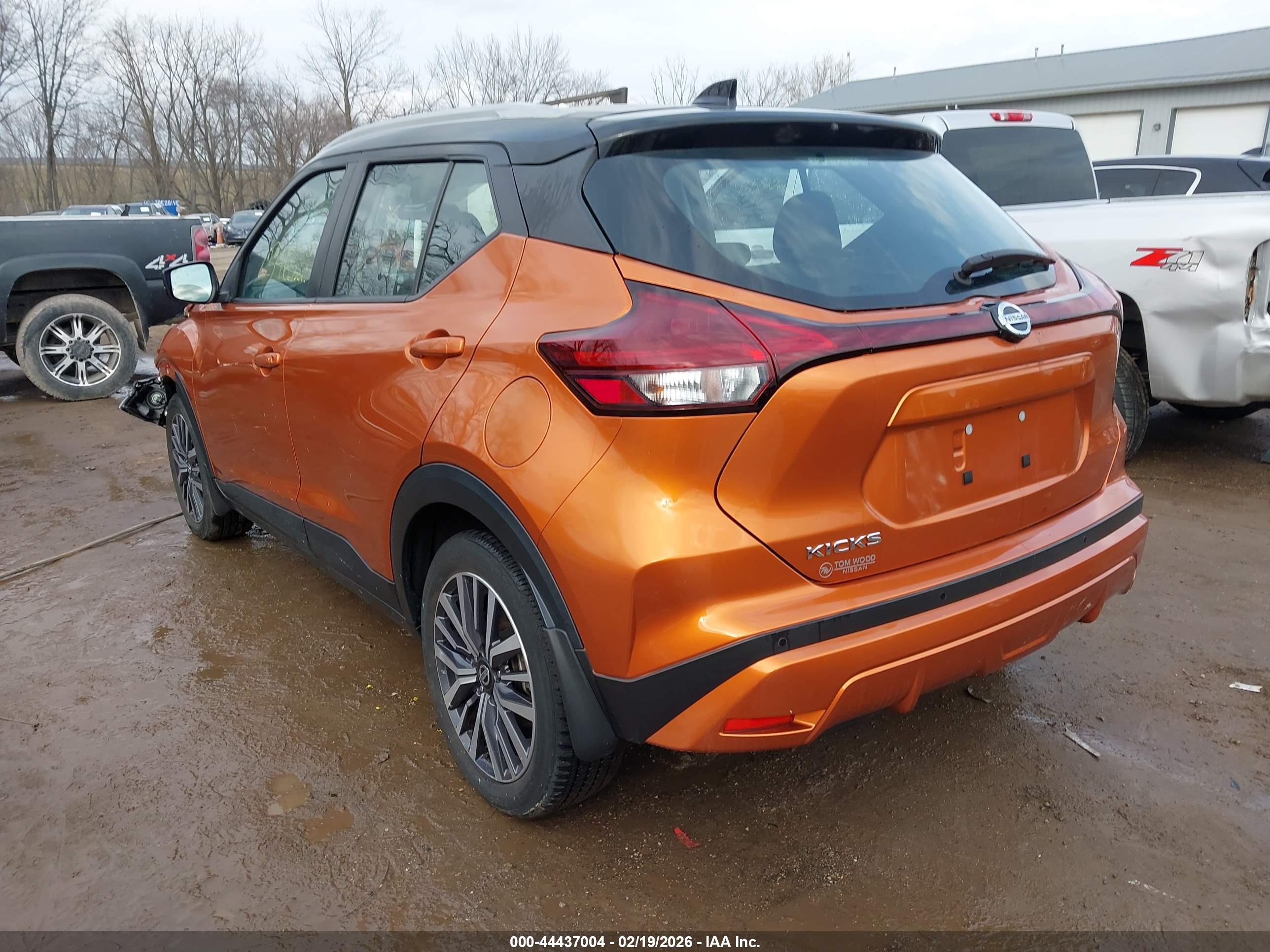 NISSAN KICKS image 3
