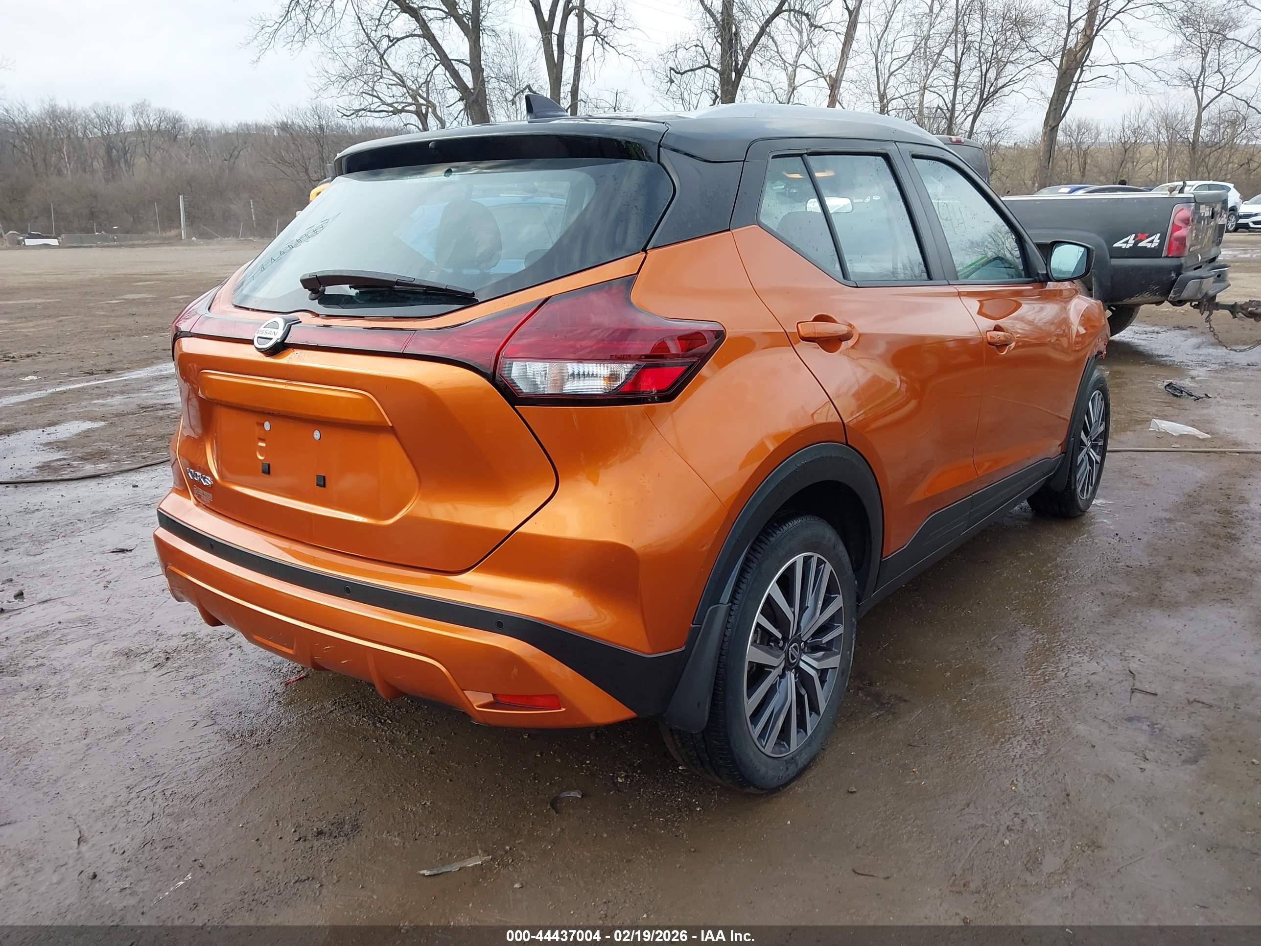 NISSAN KICKS image 4