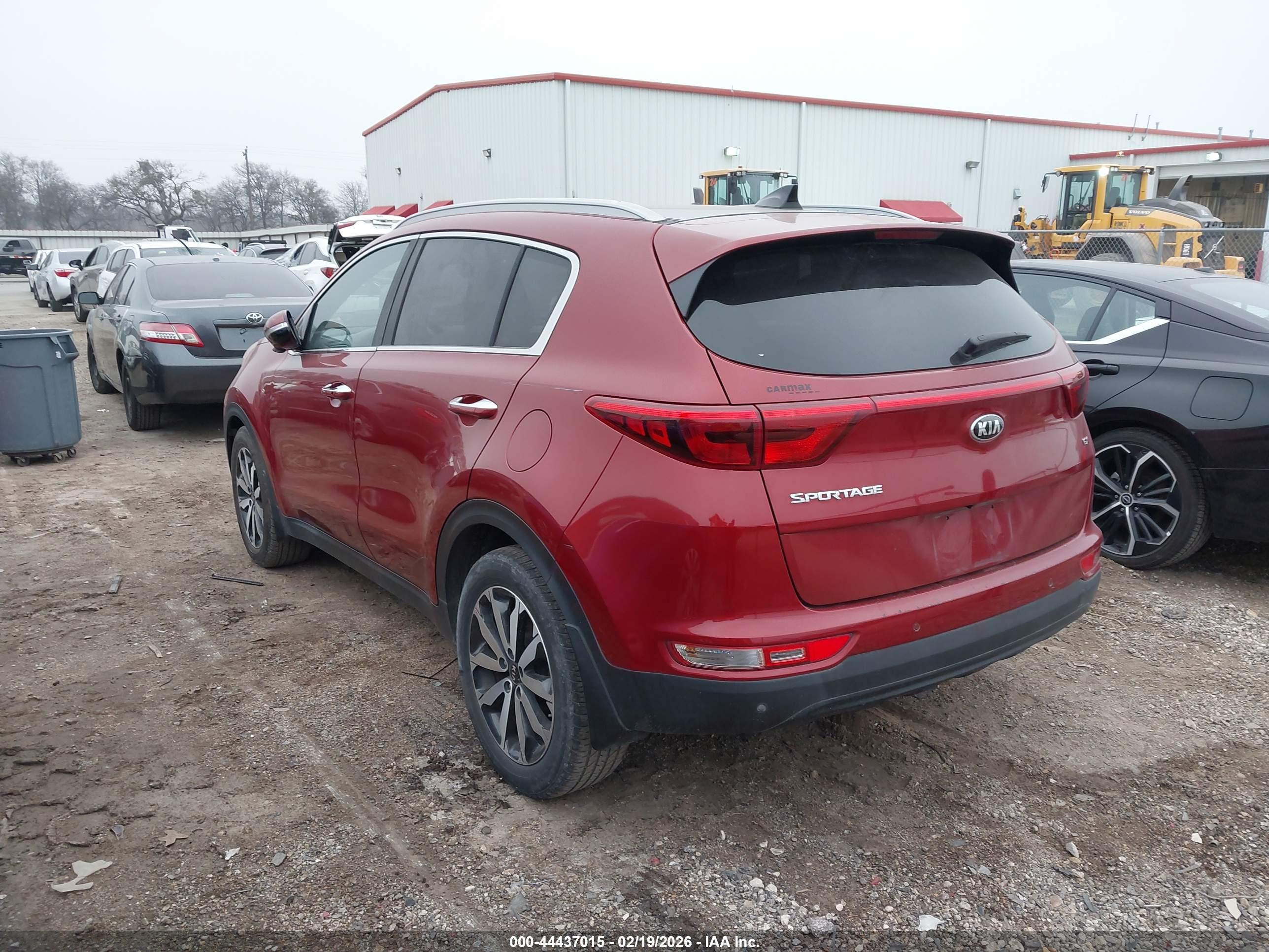 KIA SPORTAGE image 3