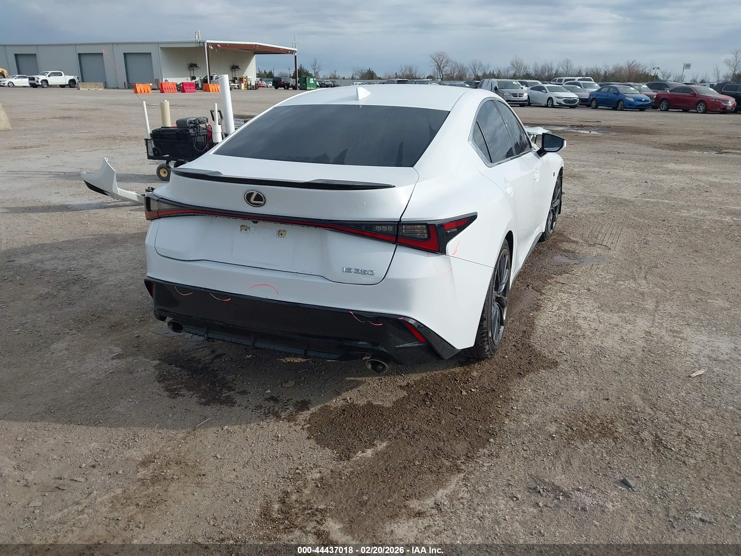LEXUS IS image 4