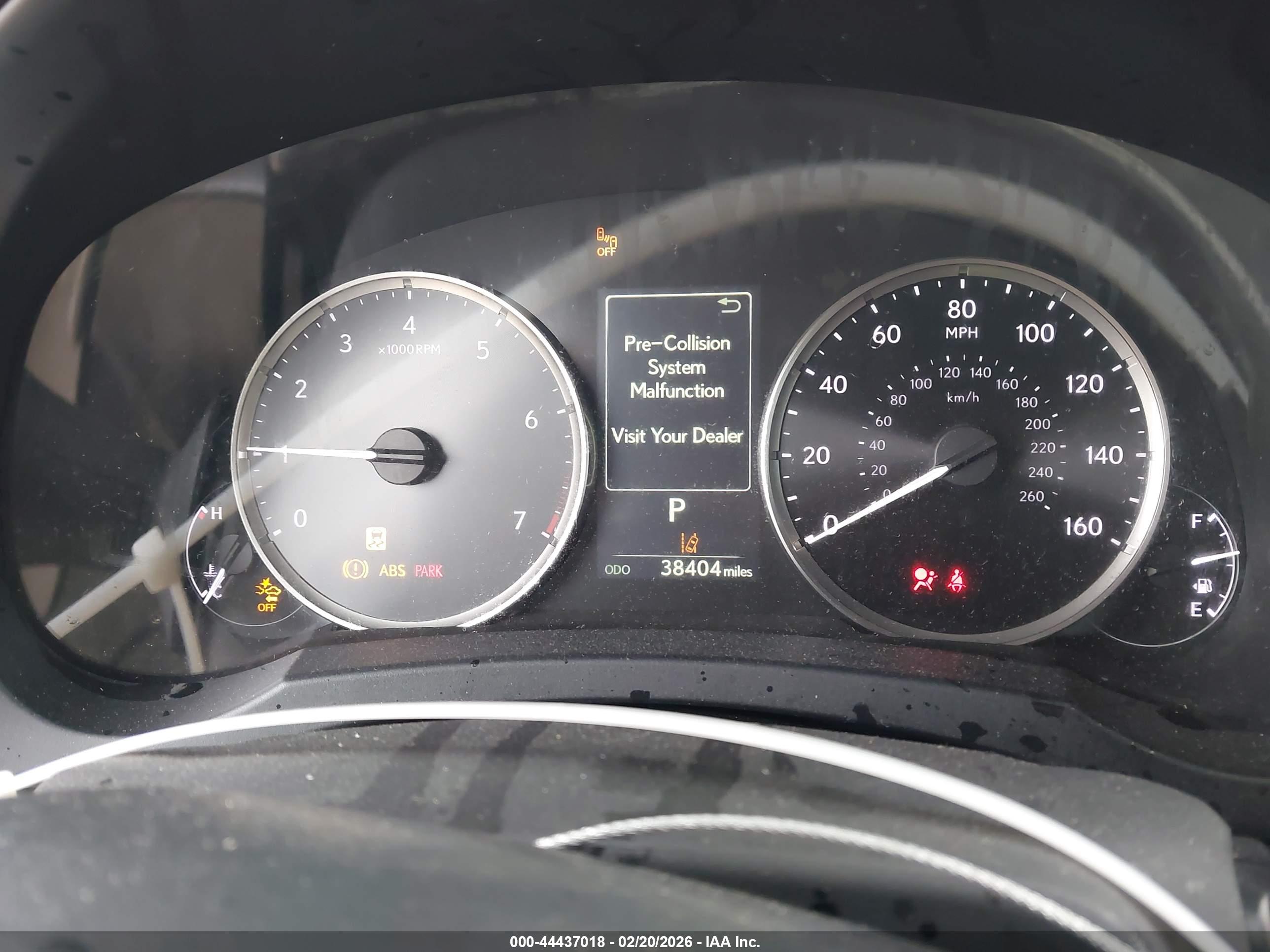 LEXUS IS image 7