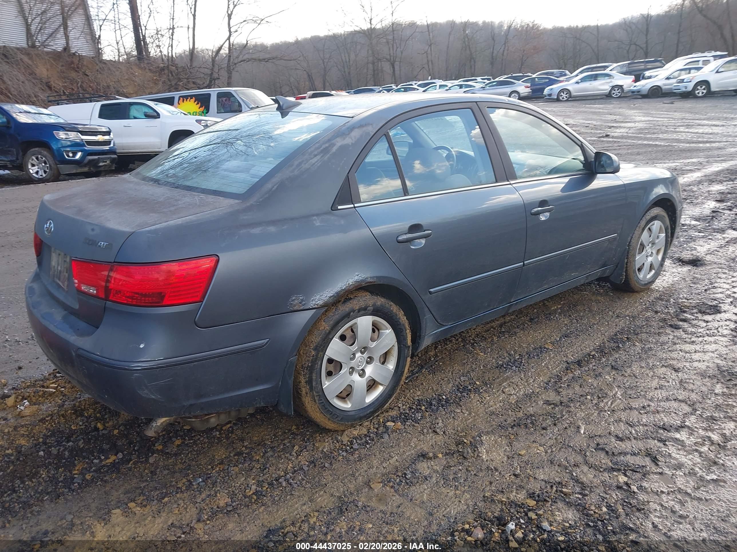 HYUNDAI SONATA image 4