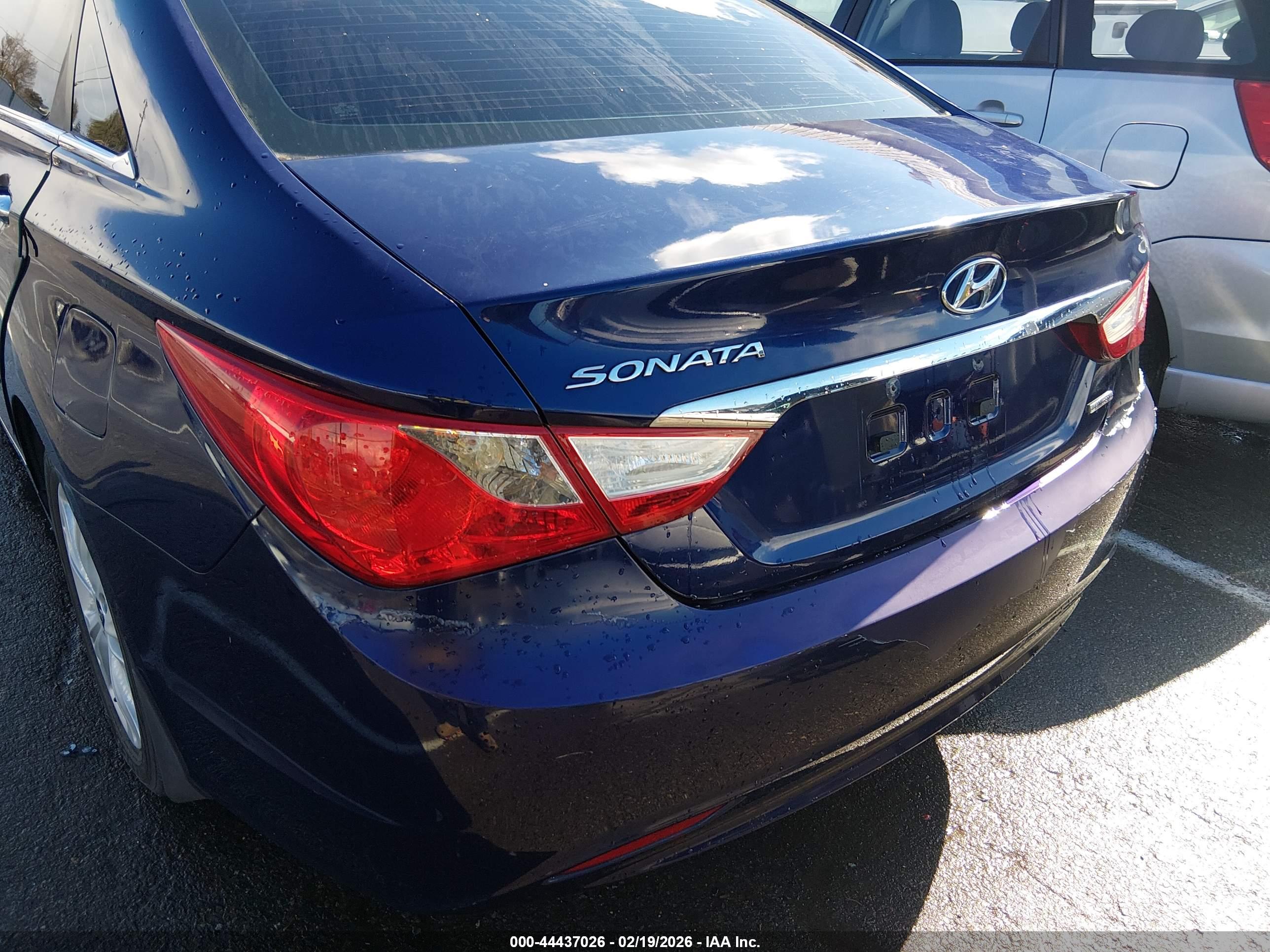 HYUNDAI SONATA image 6