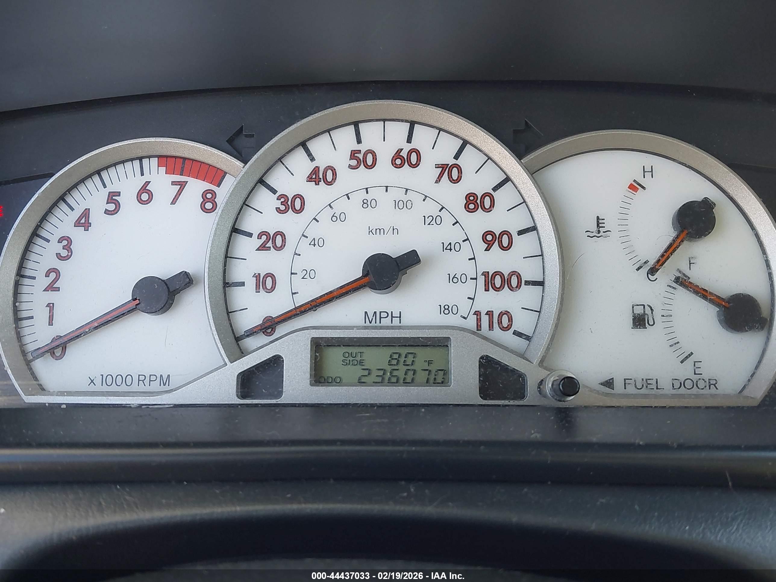 TOYOTA COROLLA image 7