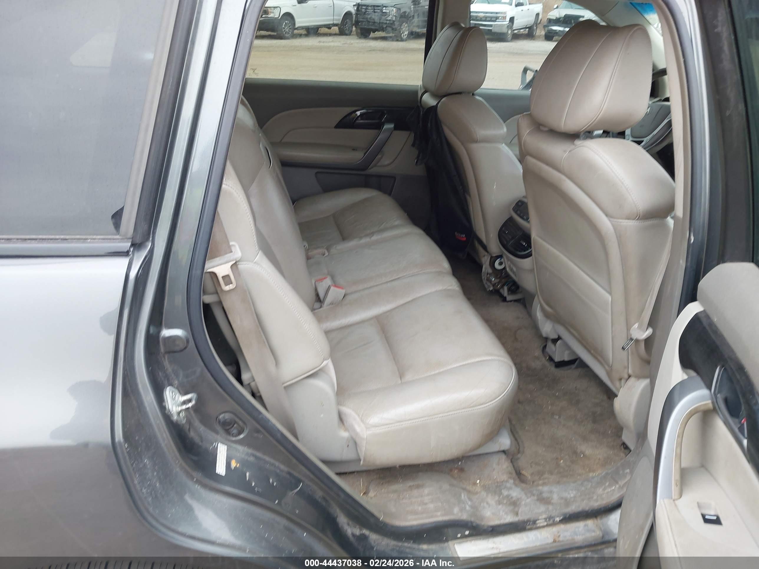ACURA MDX image 8