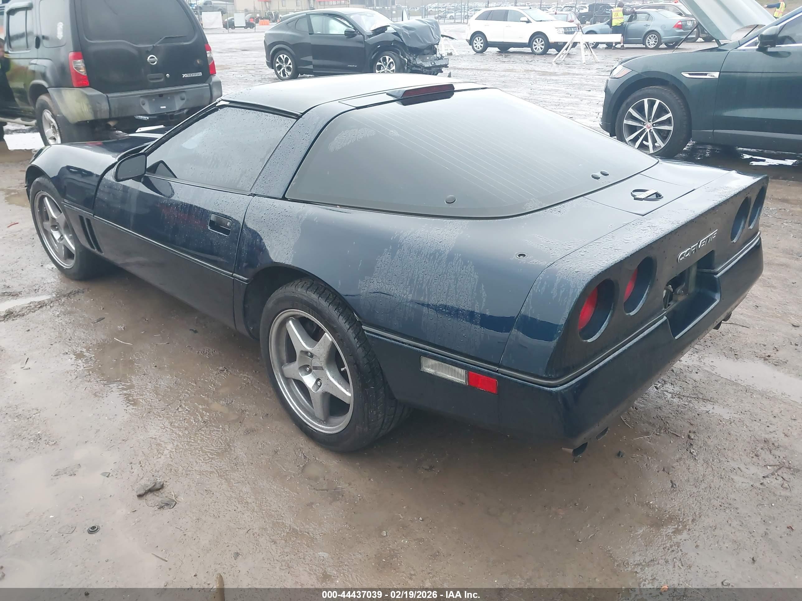 CHEVROLET CORVETTE image 3
