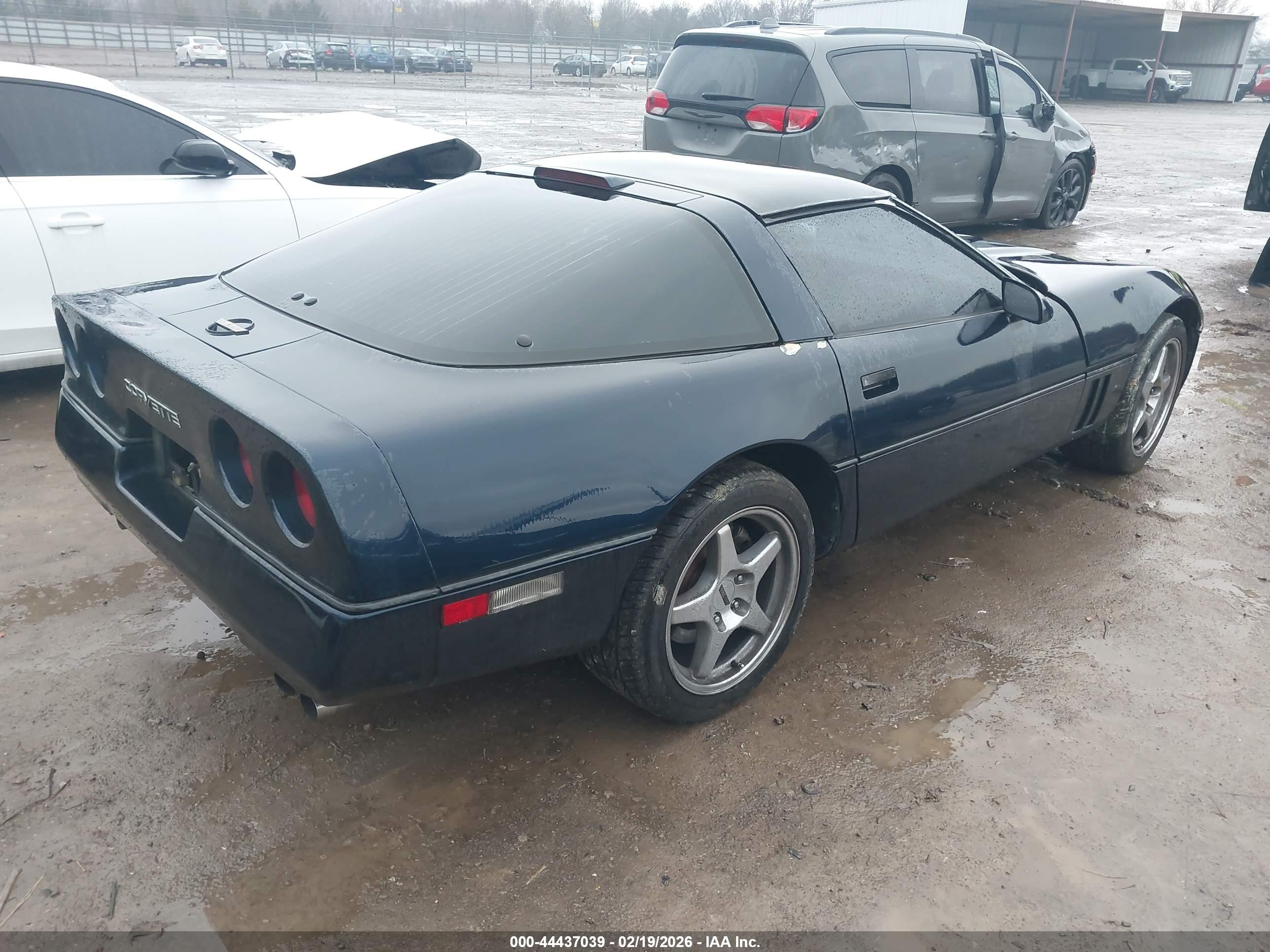 CHEVROLET CORVETTE image 4