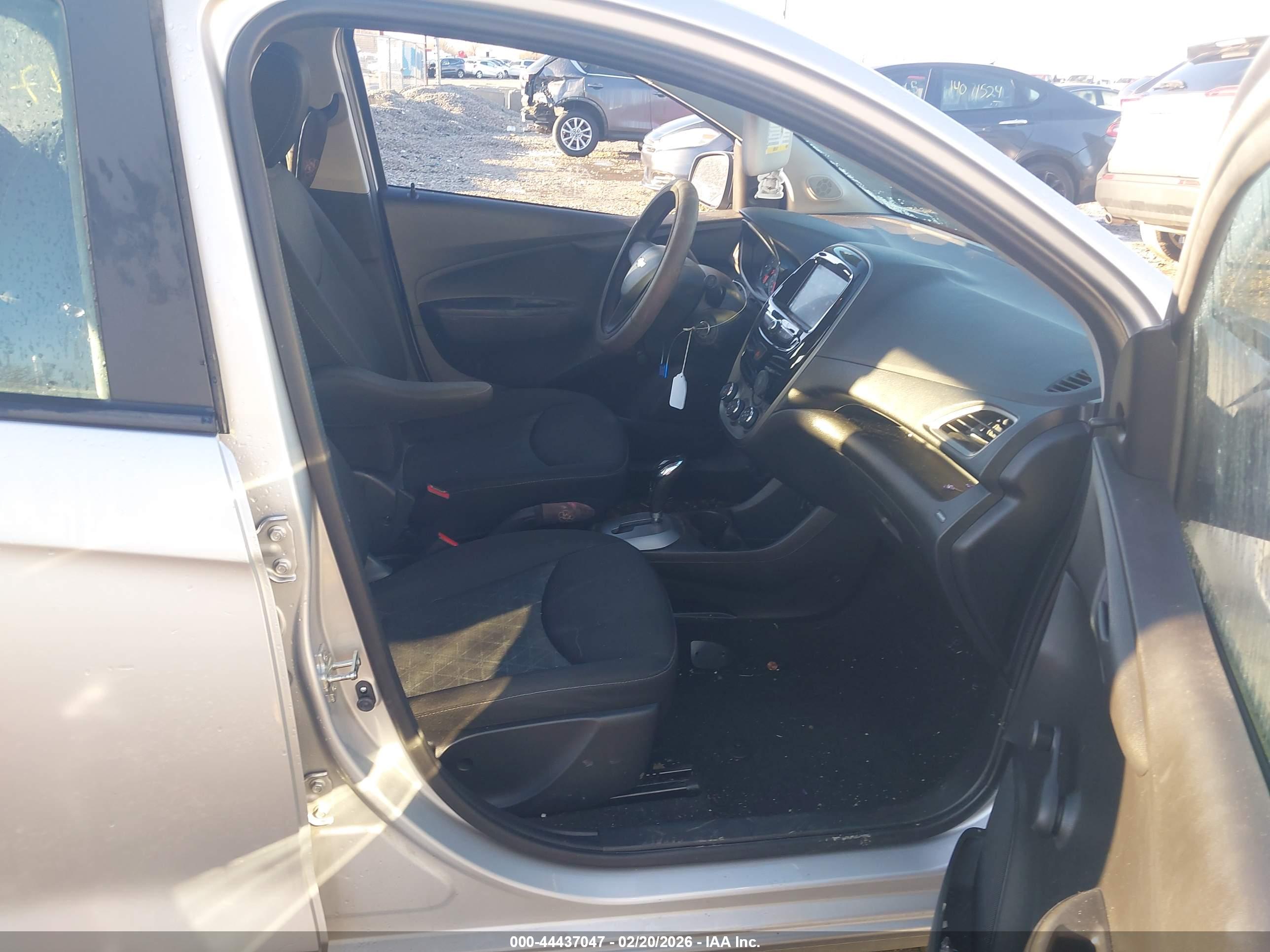 CHEVROLET SPARK image 5