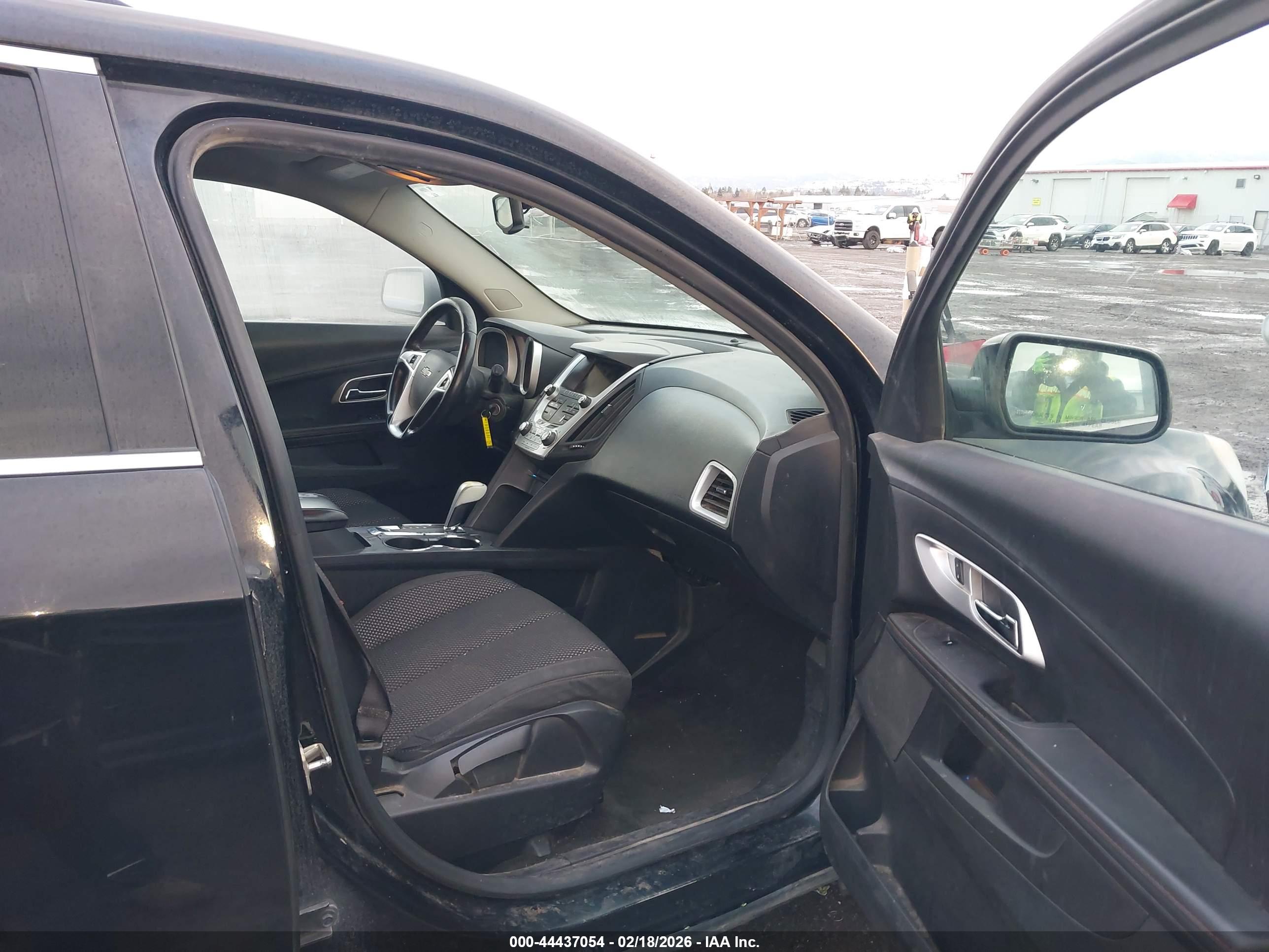 CHEVROLET EQUINOX image 5