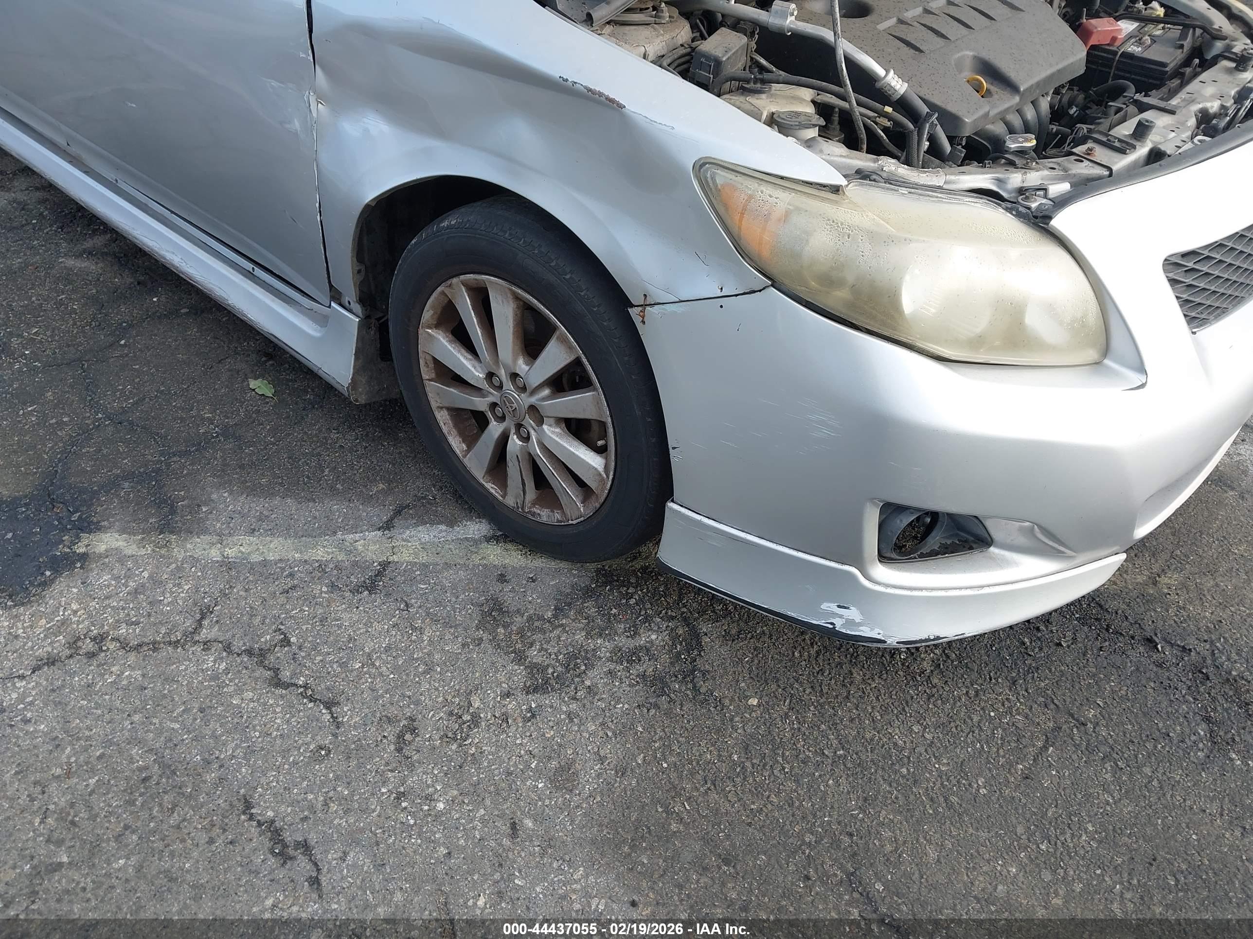 TOYOTA COROLLA image 6