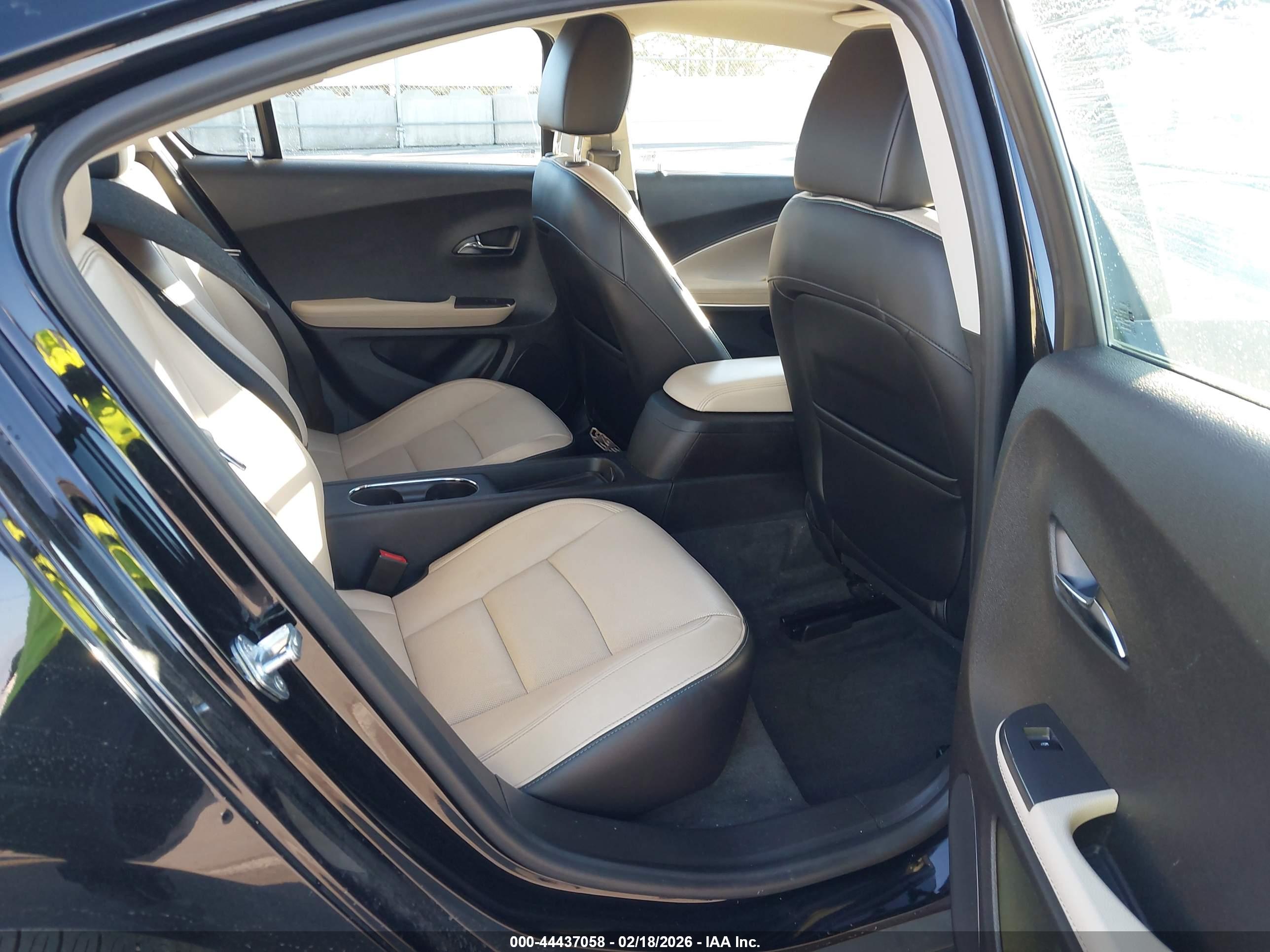 CHEVROLET VOLT image 8