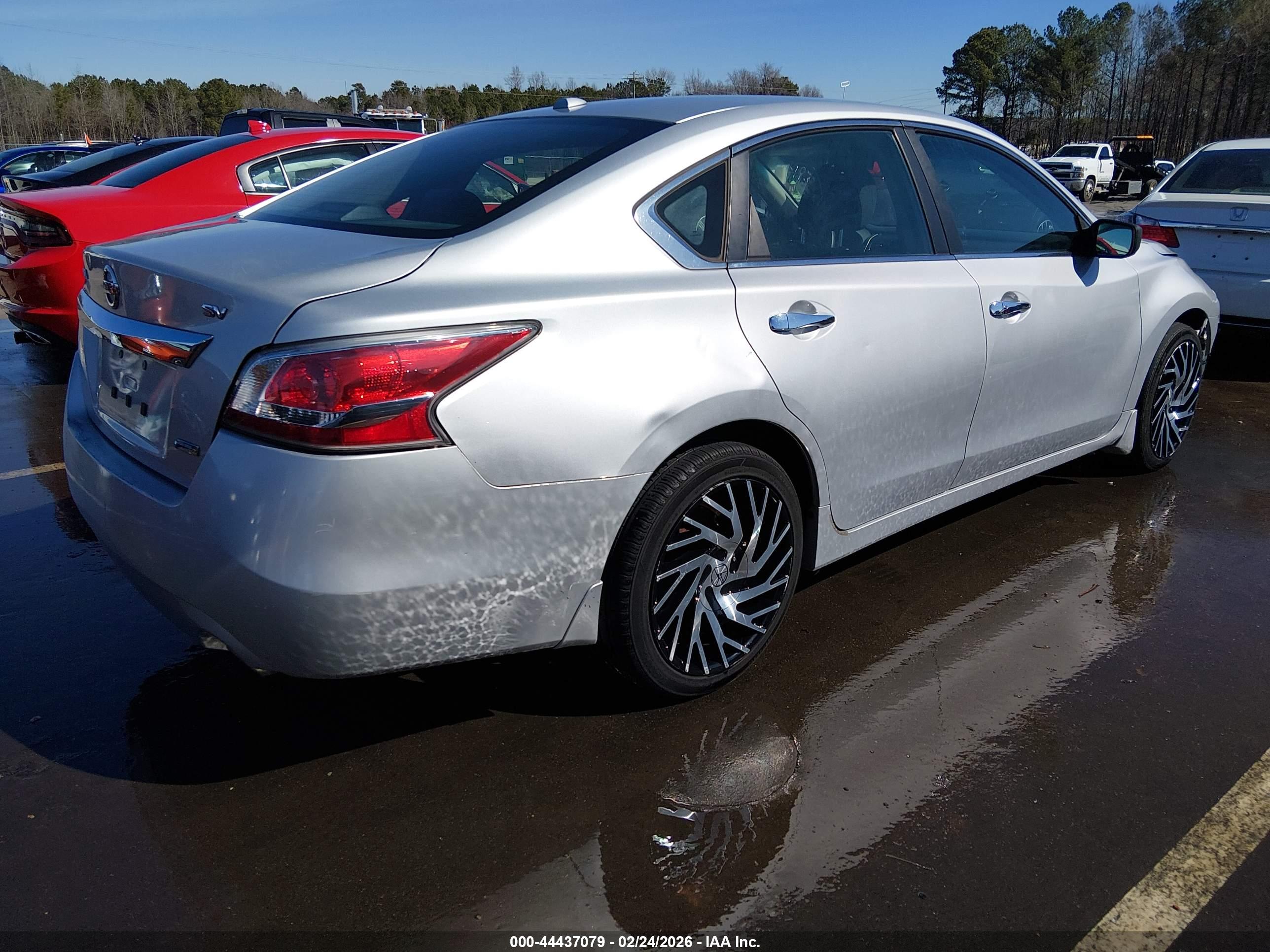 NISSAN ALTIMA image 4