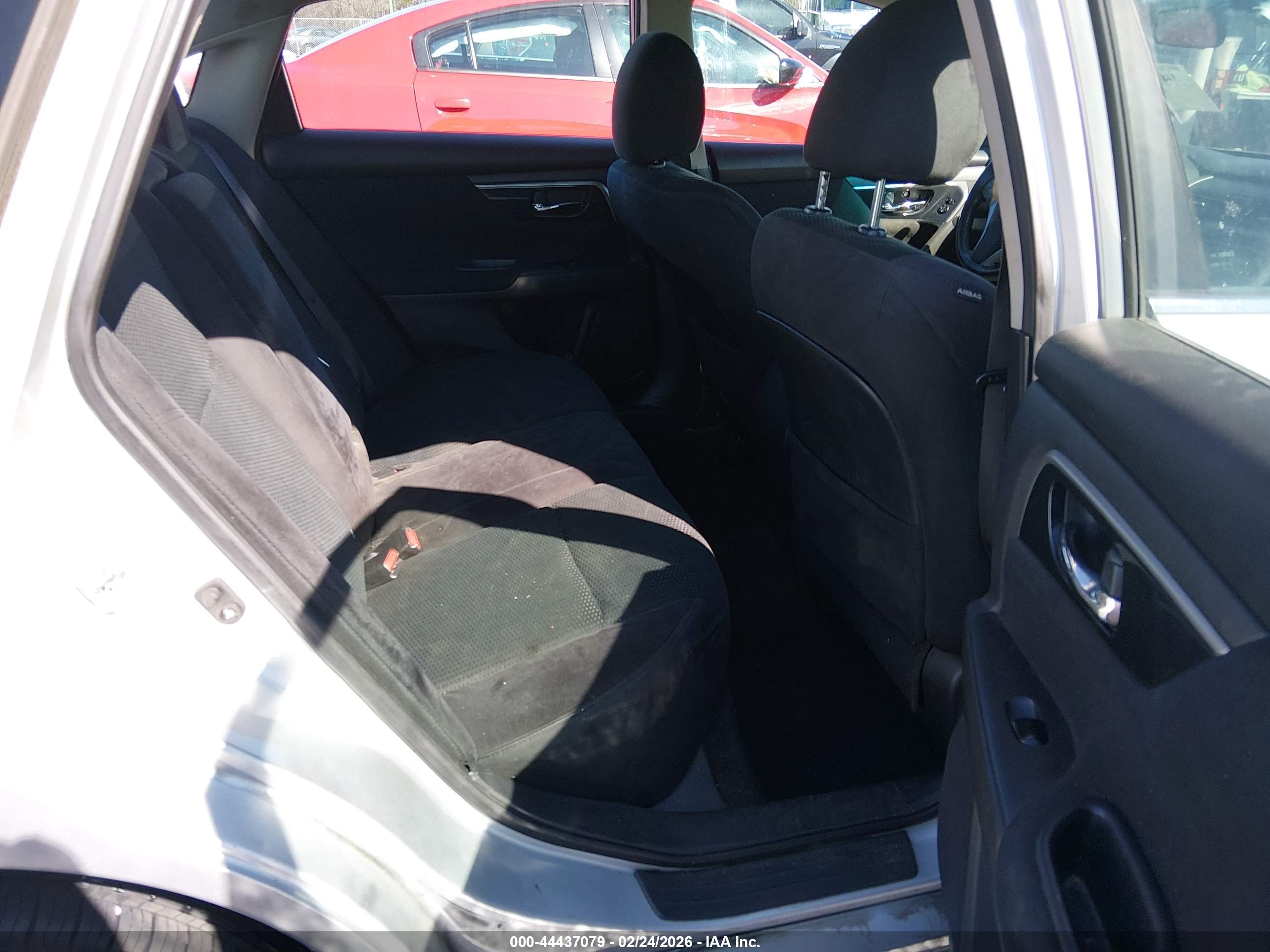 NISSAN ALTIMA image 8