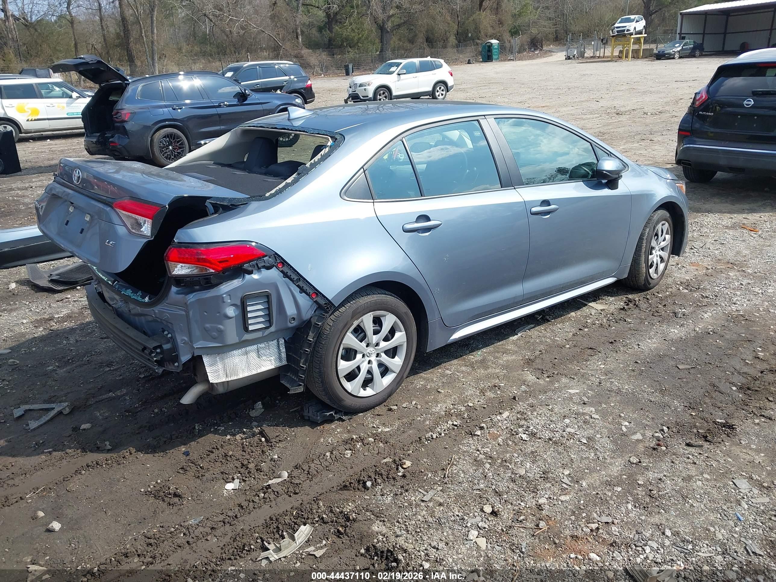 TOYOTA COROLLA image 4