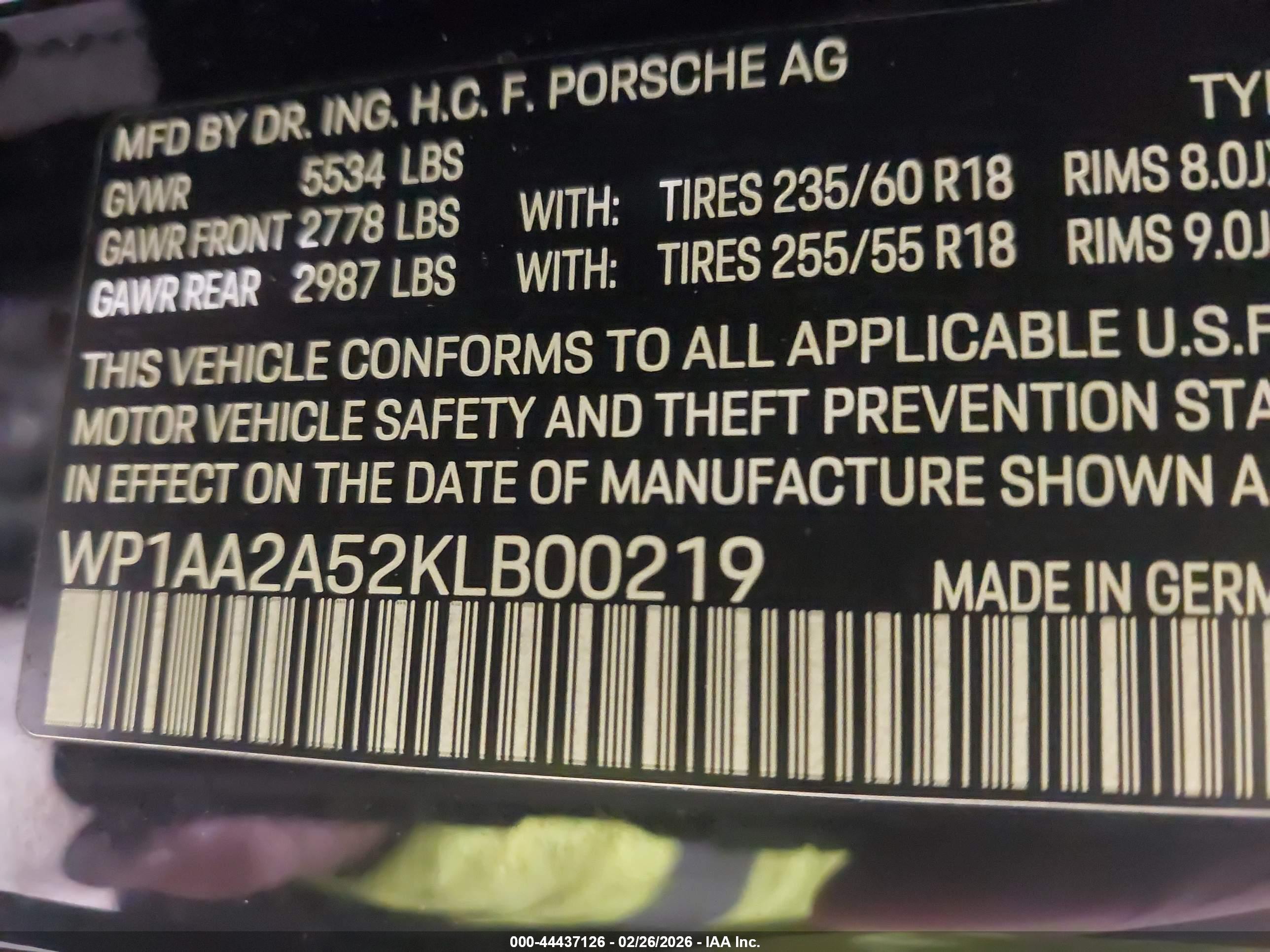 PORSCHE MACAN image 9