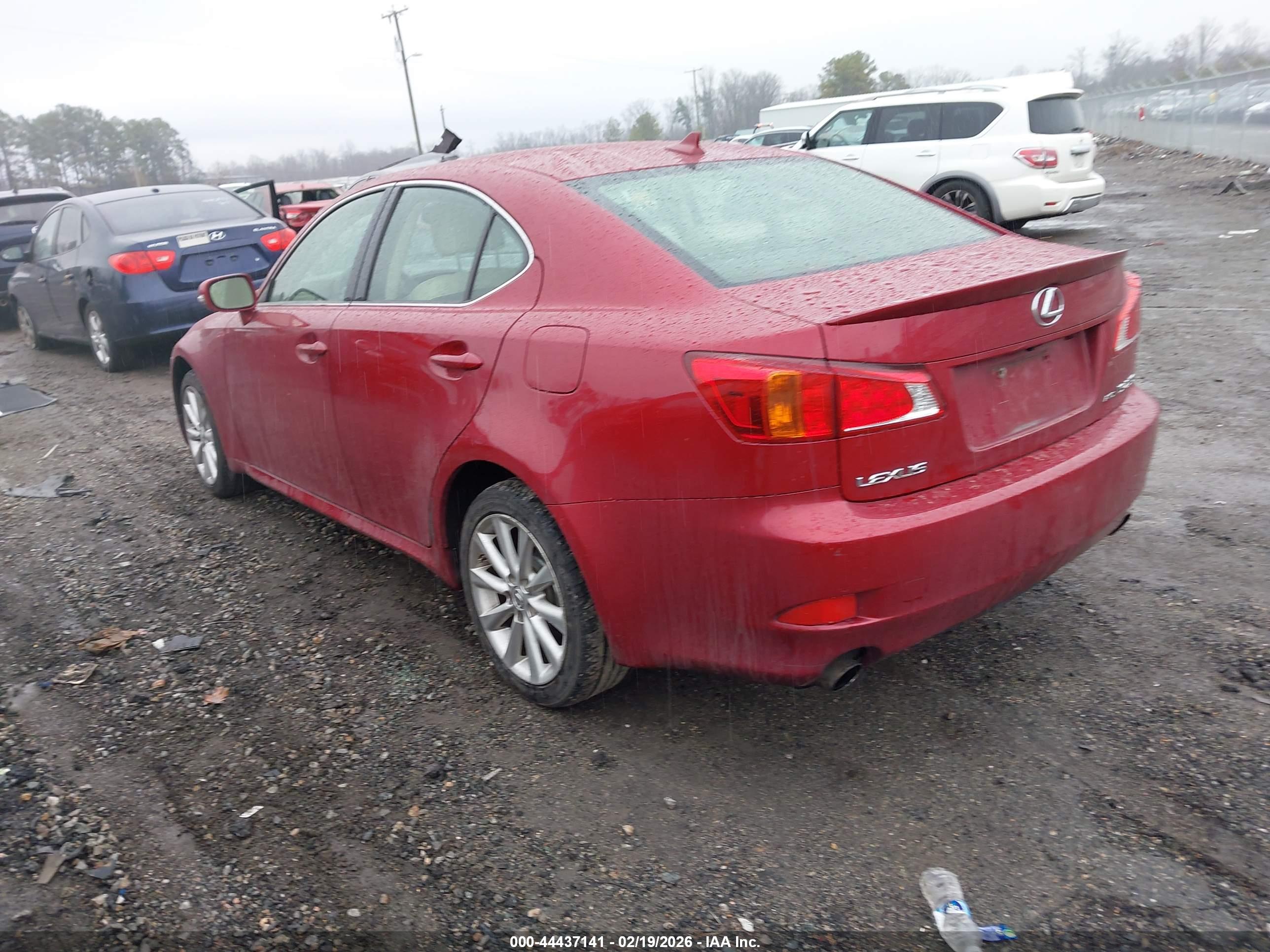 LEXUS IS image 3