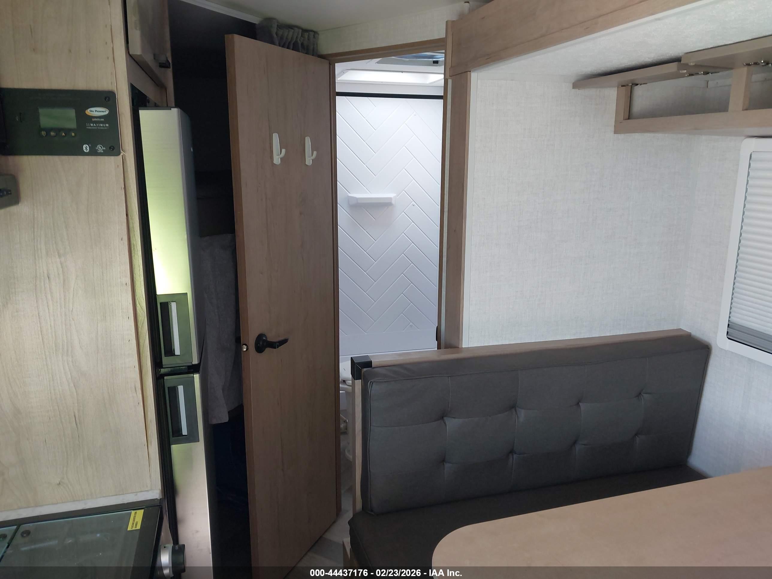 EMBER OVERLAND image 8