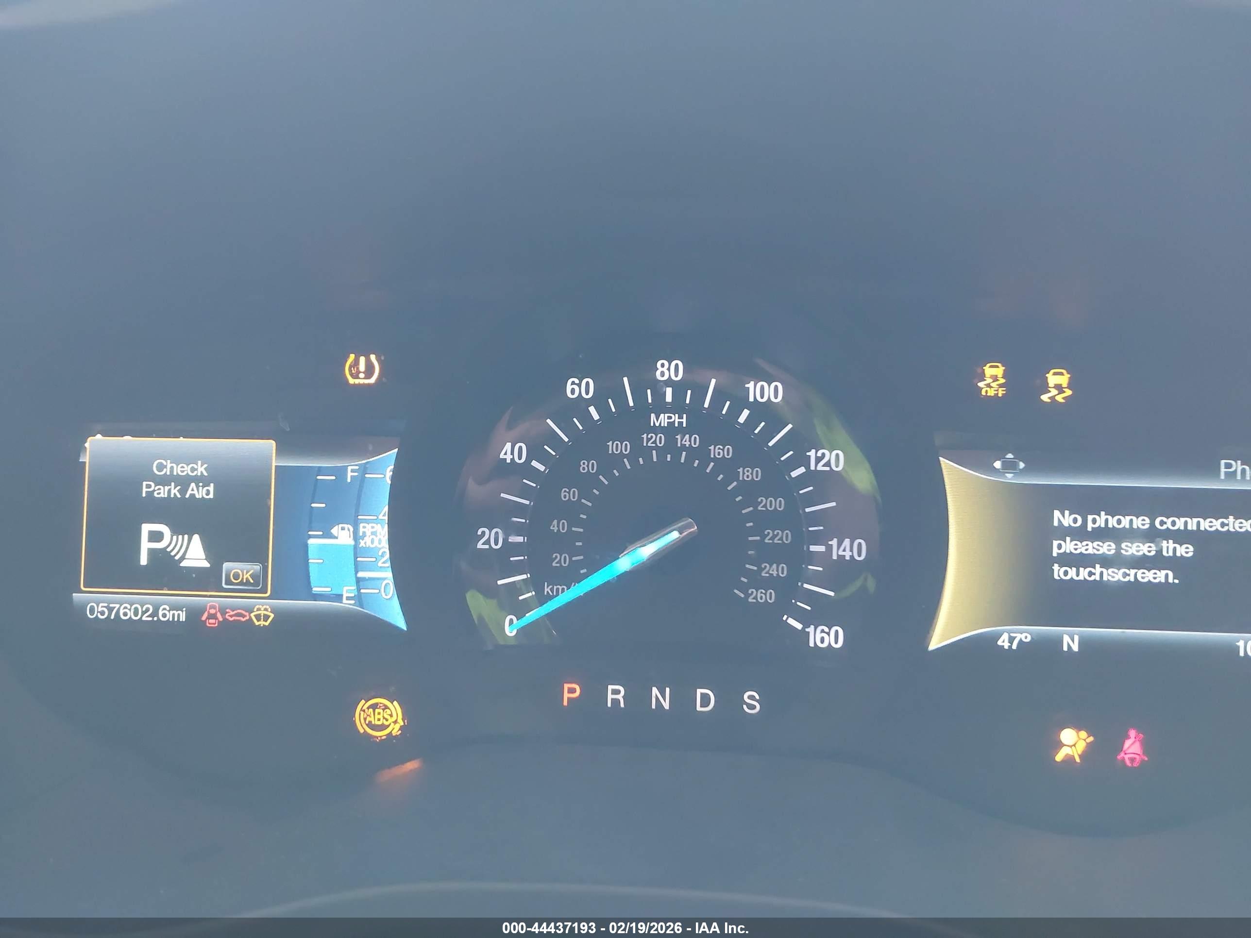 FORD FUSION image 7