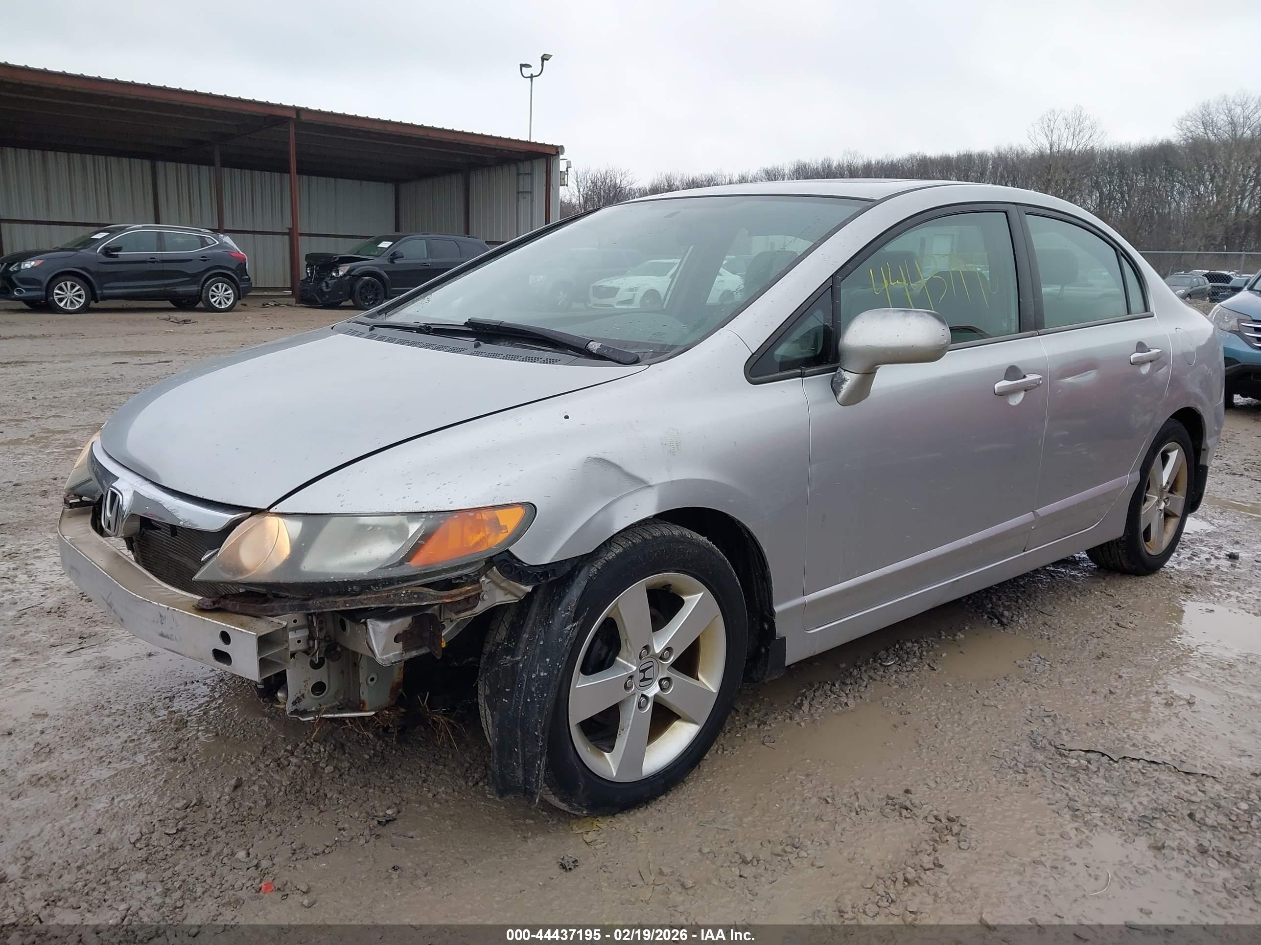 HONDA CIVIC image 2